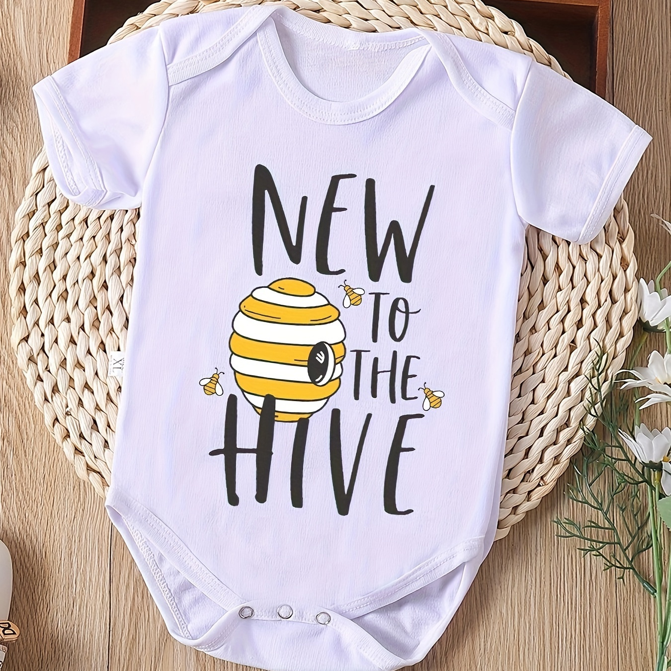 

Infant's "new To The Hive" Print Bodysuit, Comfy Short Sleeve Onesie, Baby Boy's Clothing, As Gift