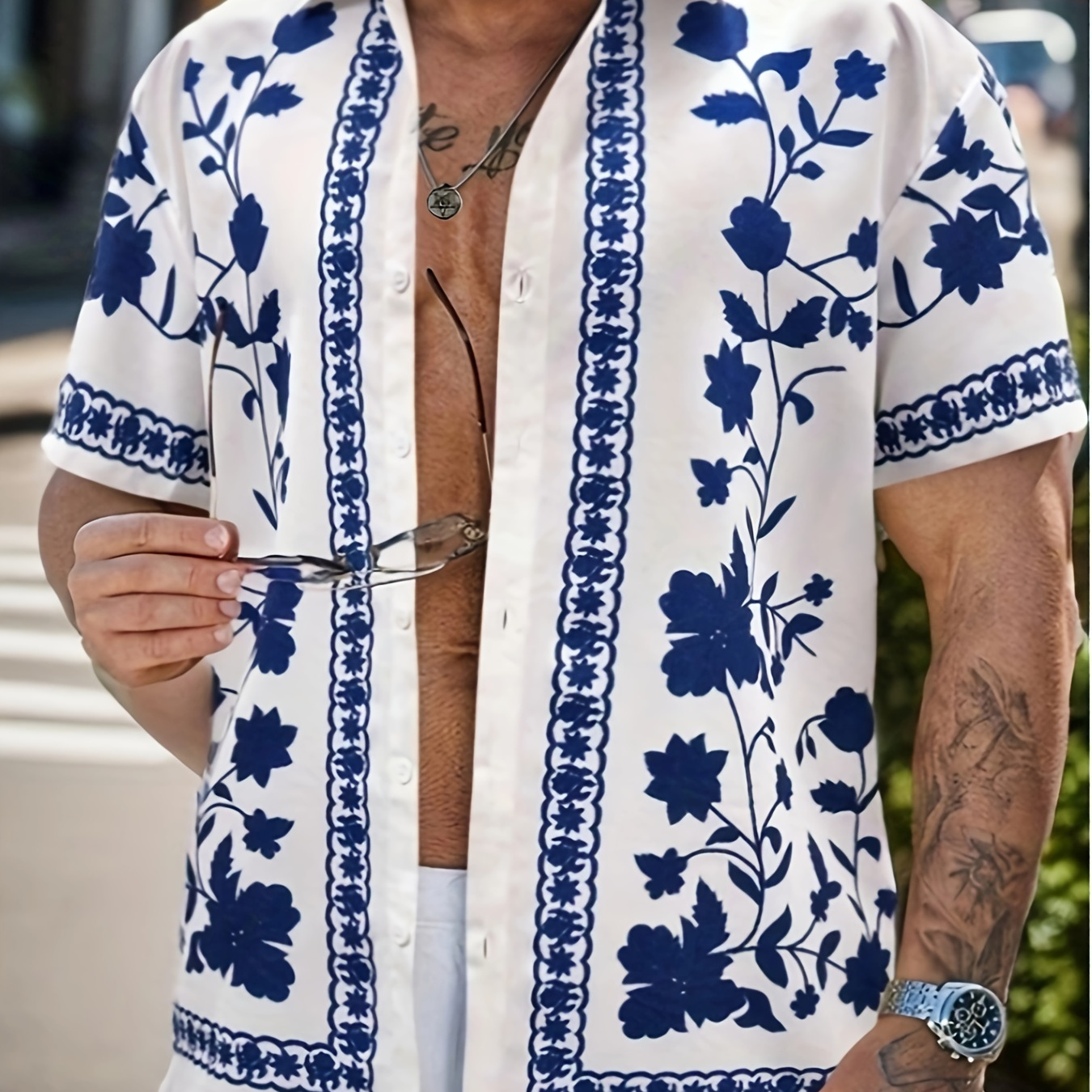 

Flower Pattern Men's Short Sleeve Button Down Lapel Shirt For Summer Resort Holiday, Hawaiian Style