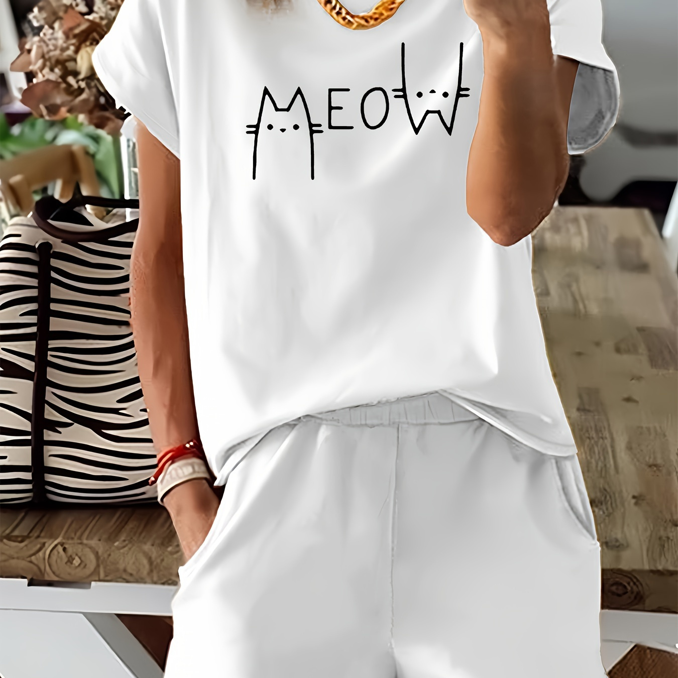 

Women's Casual 2pcs Set, "" Letter Print Short Sleeve T-shirt & Shorts, 96% Polyester 4% Elastane, Crew Neck Knit Fabric, Alphabet Pattern Clothing