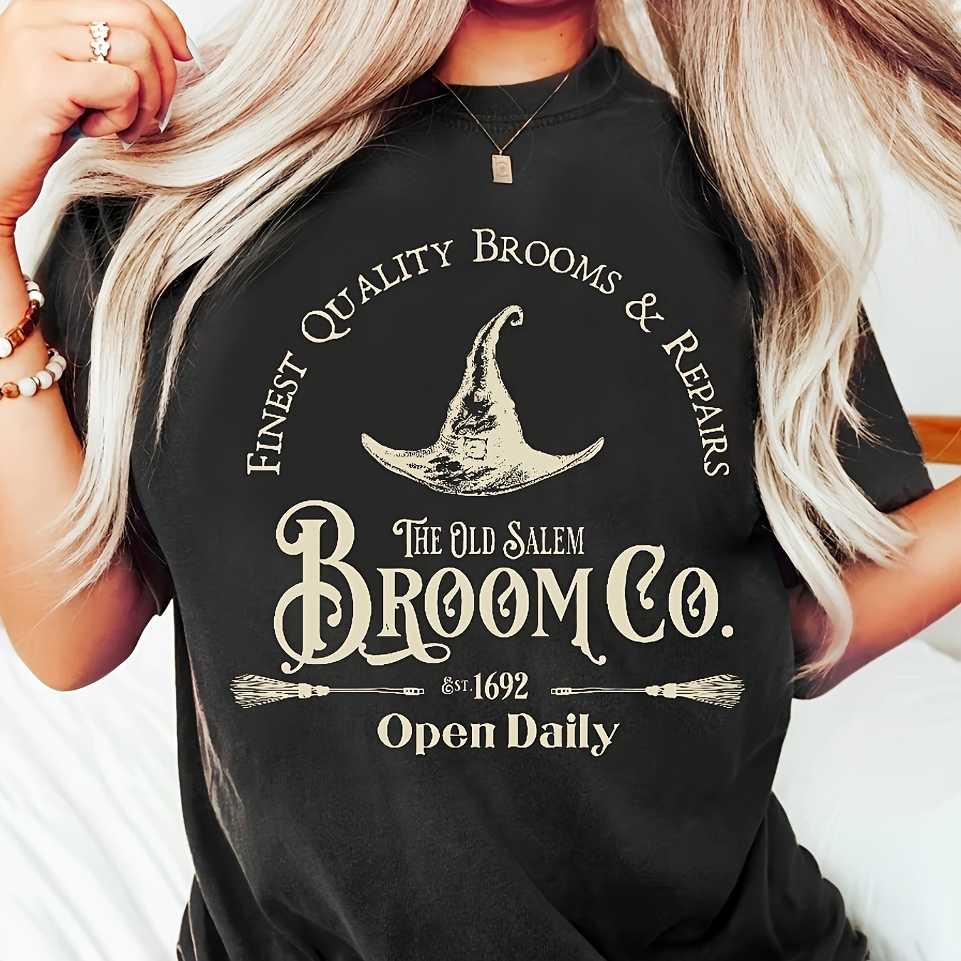 

Women's Halloween T- - 100% , , , Fit Unique , - For Fall & All