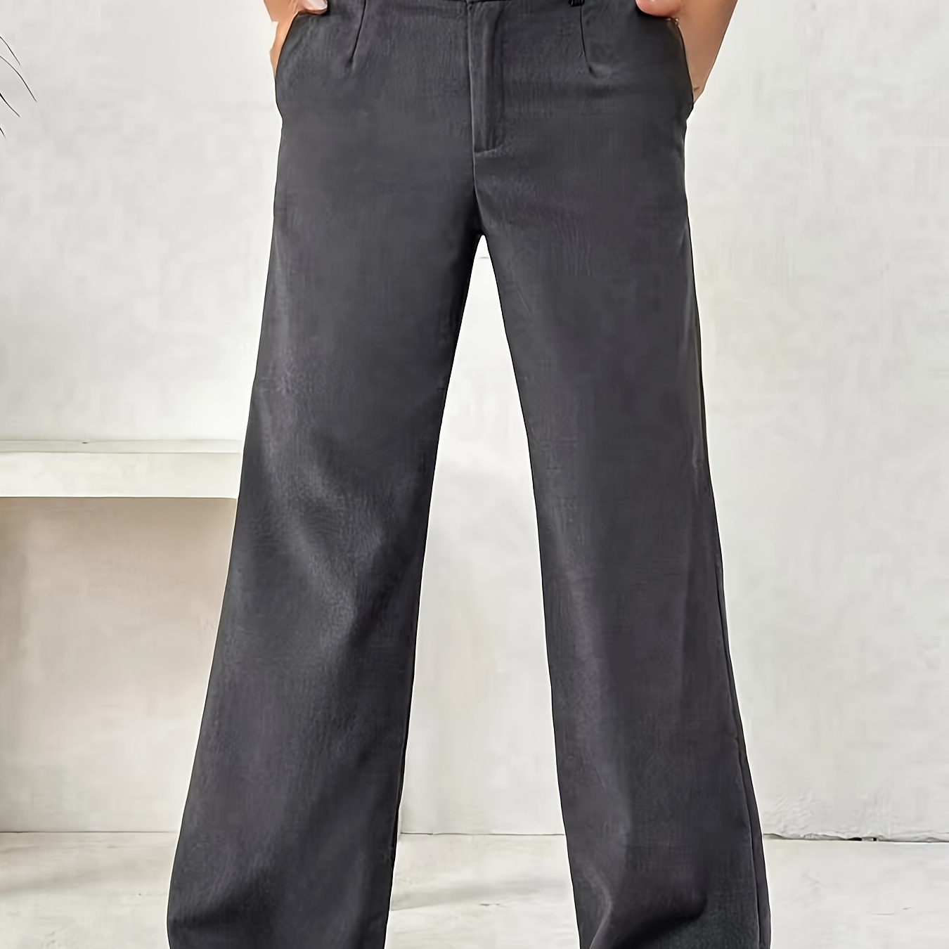 

Pantalon Polyvalent pour Femmes, Couleur Unie Décontractée - Taille Haute, Jambe Large avec Détail Asymétrique, Tissu en Polyester Non Extensible, Lavable en Machine