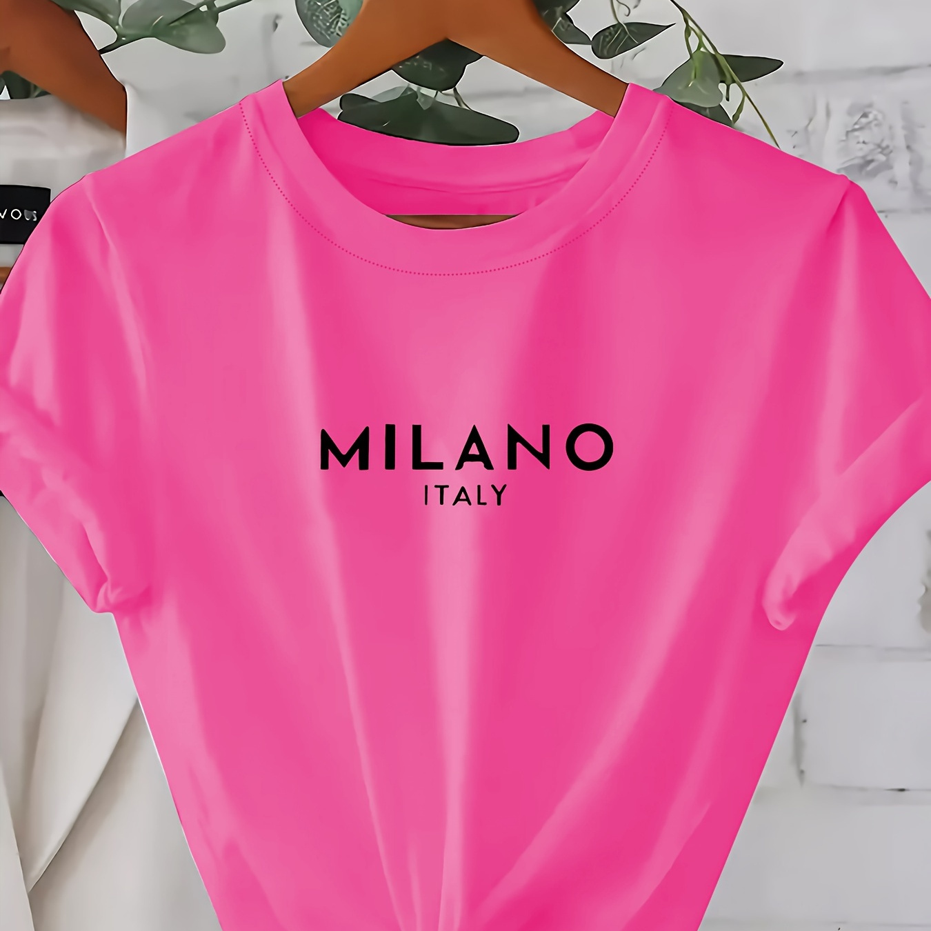 

Plus Size Milano Print T-shirt, Casual Short Sleeve Crew Neck Top For Spring & Summer, Women's Plus Size Clothing