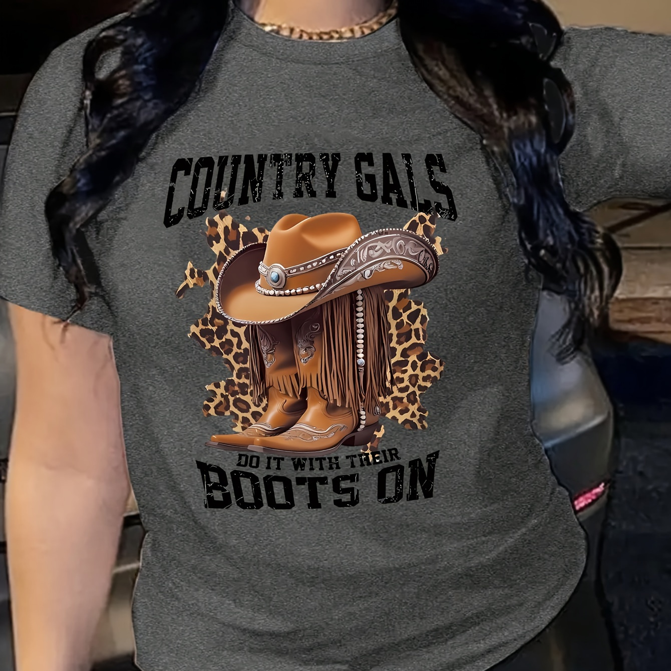 

Boots Print T-shirt, Short Sleeve Crew Neck Casual Top For Summer & Spring, Women's Clothing