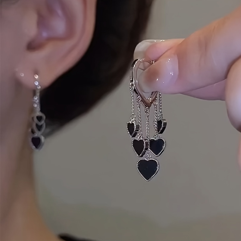 

1 Pair Fashionable Black Love Heart Tassel Earrings For Women New Cute Girls Creative Hanging Party Hoop Earring Jewelry