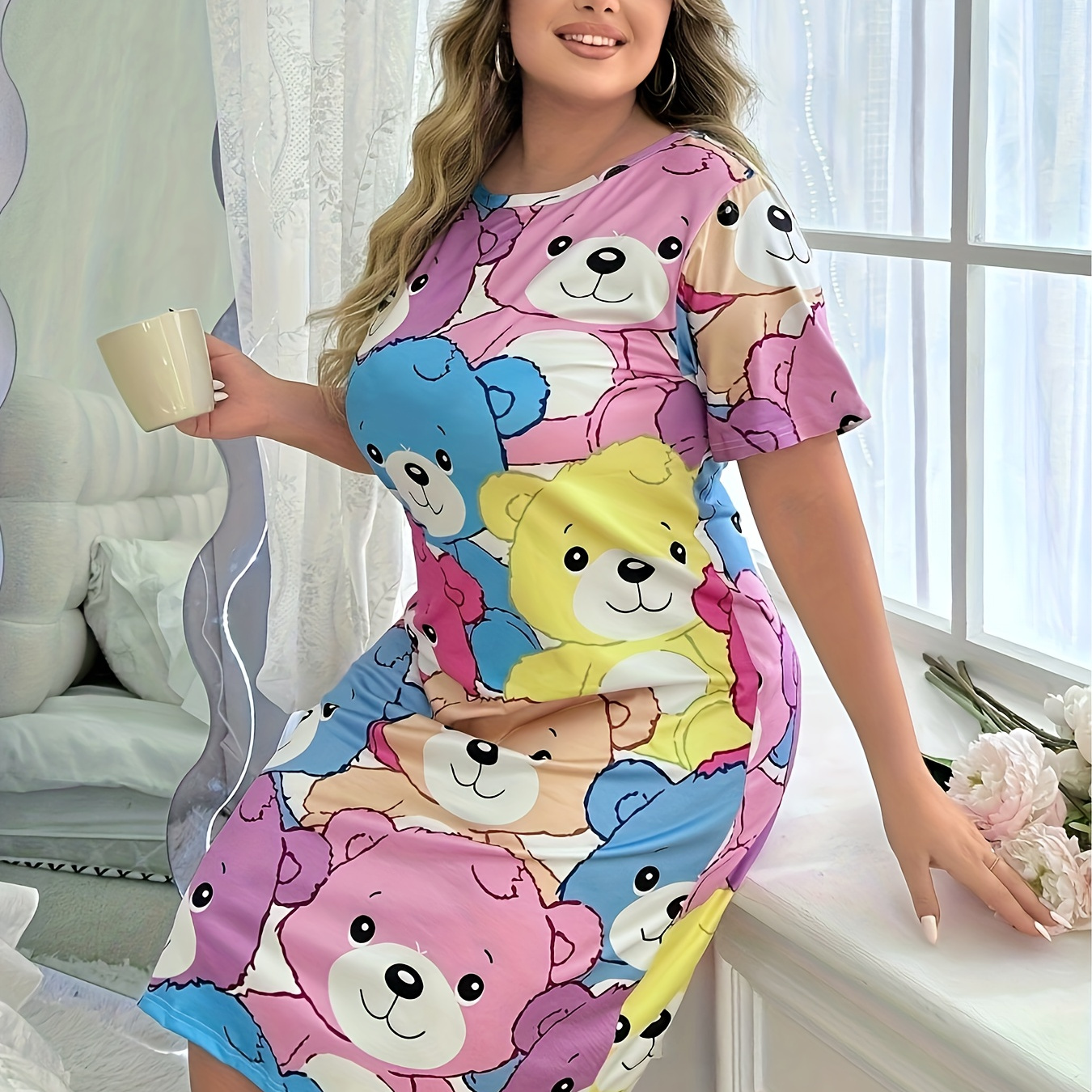 

Robe de nuit imprimée en peluche taille plus - Débardeur casual à manches courtes avec légère élasticité, mélange de polyester et d'élasthanne, confortable pour adultes tout au long de l'année