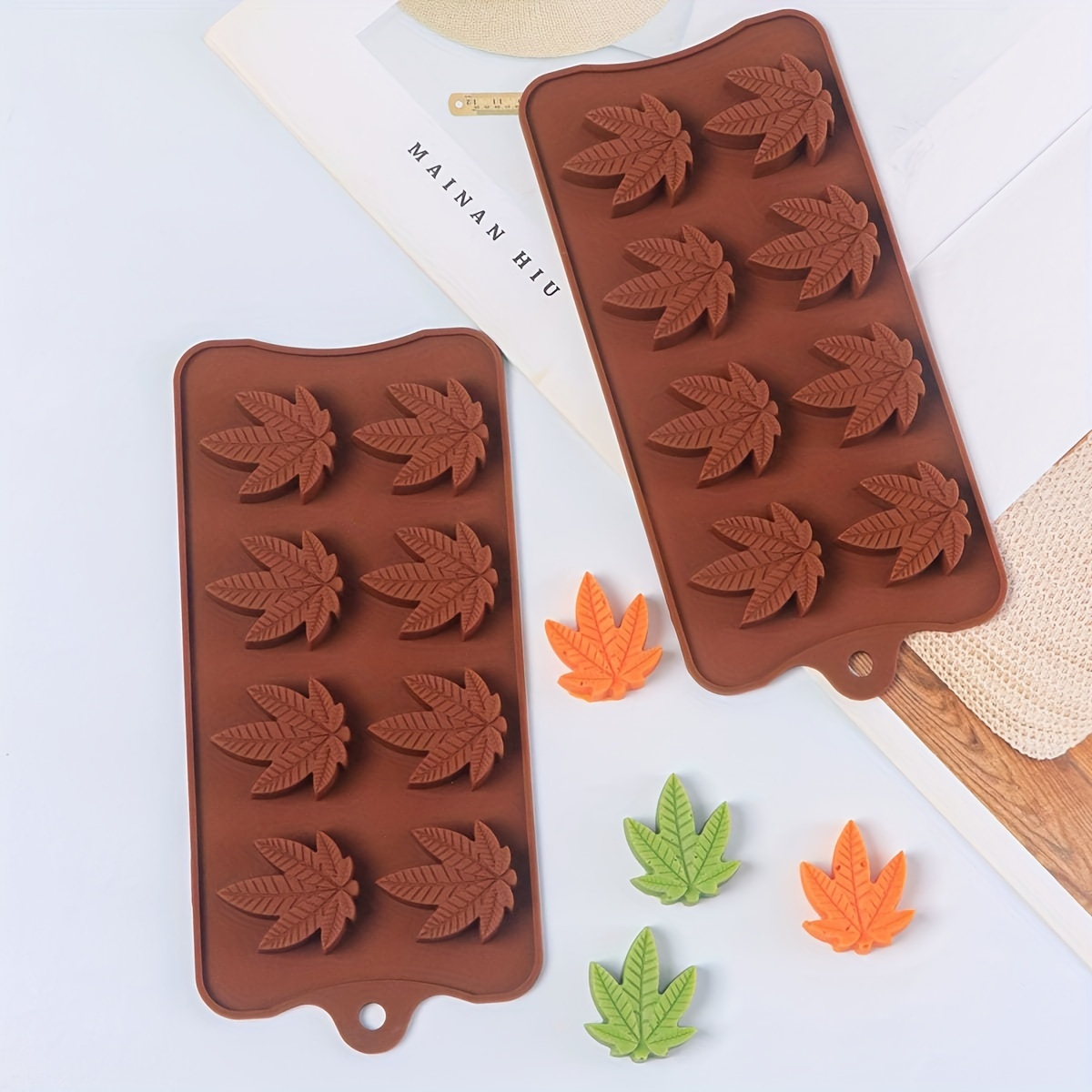 1pc Silicone Mold With 10 Maple Leaf-shaped Cavities For Chocolate Making