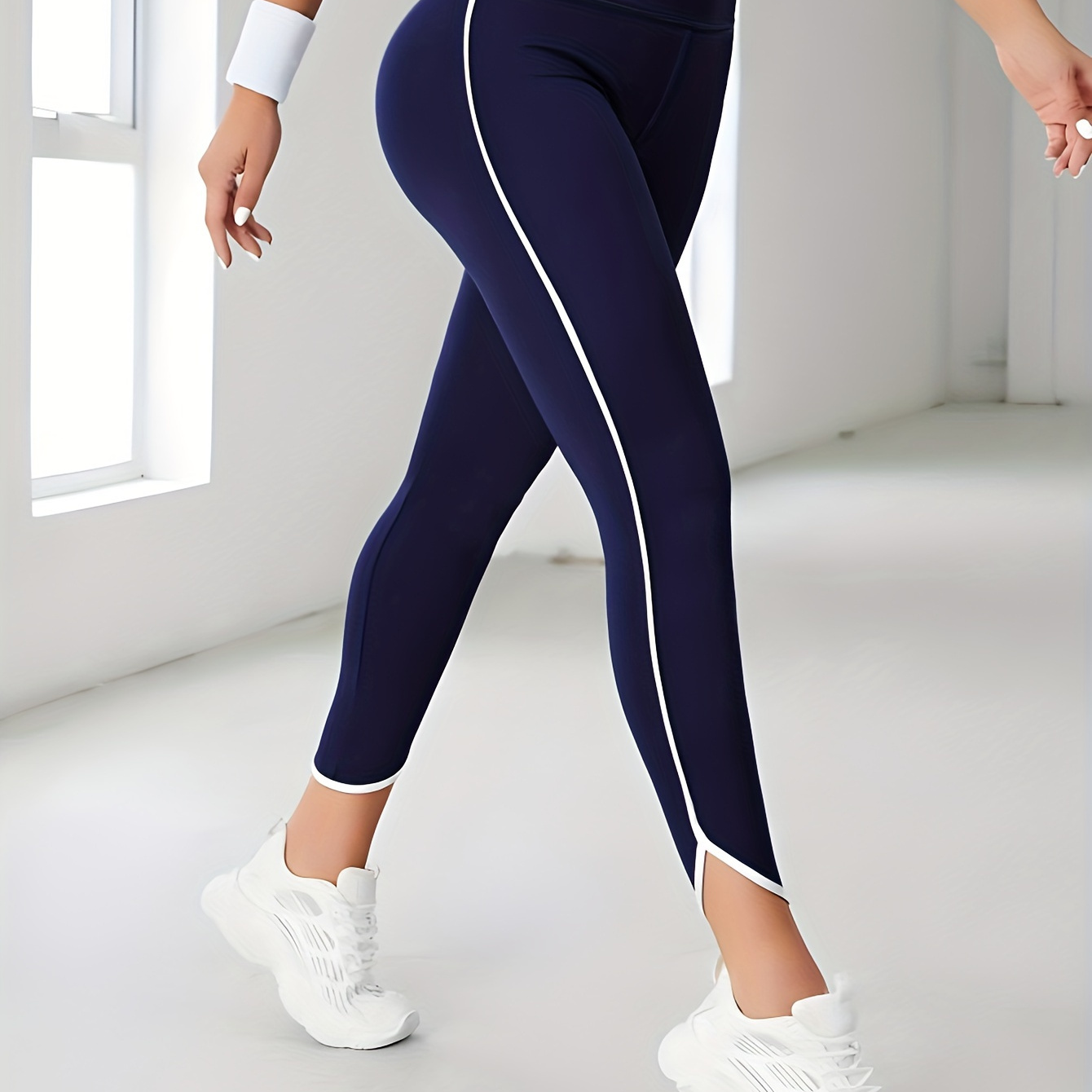 

Women's High-waist Athletic Leggings With Side Stripe Detail, Sporty Fitness Pants For Outdoor And Gym Activities