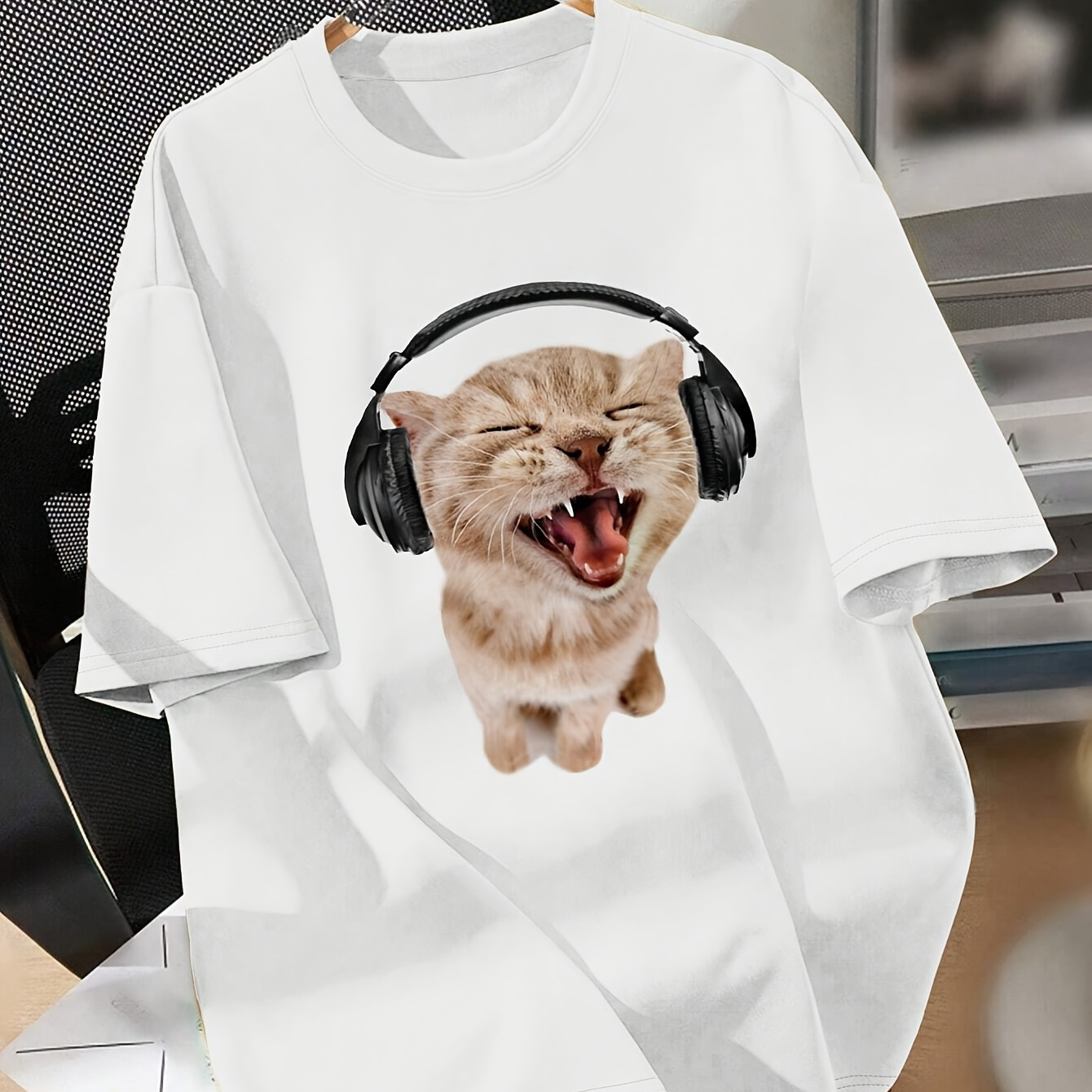 

Women's Funny Cat With Headphones T-shirt, Casual Crew Neck Short Sleeve Tee, Summer Knit Fabric Top, 95% Polyester 5% Elastane, Regular Length, Animal