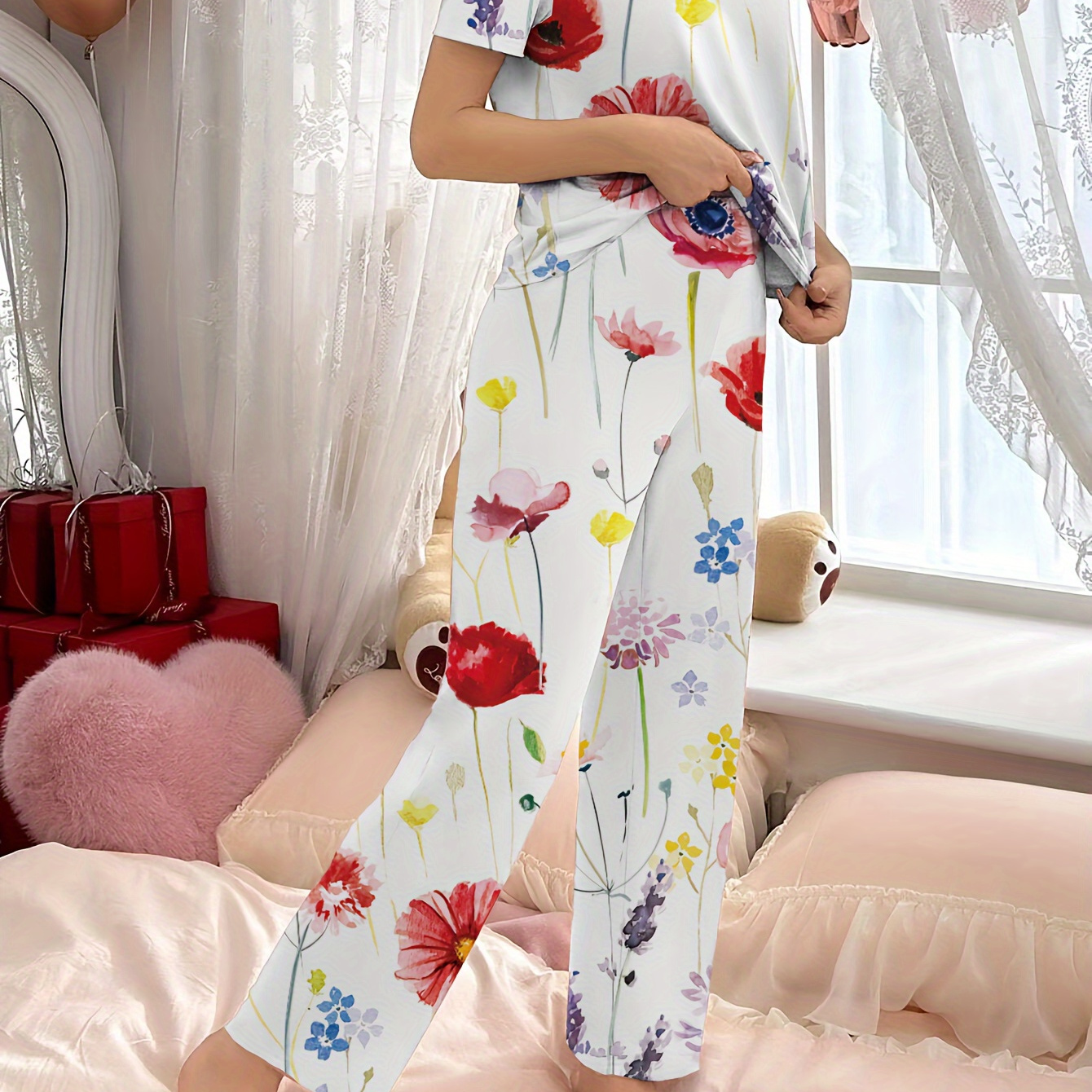 

Floral Print Pajama Set, Casual Short Sleeve Round Neck Top & Elastic Pants, Women's Sleepwear