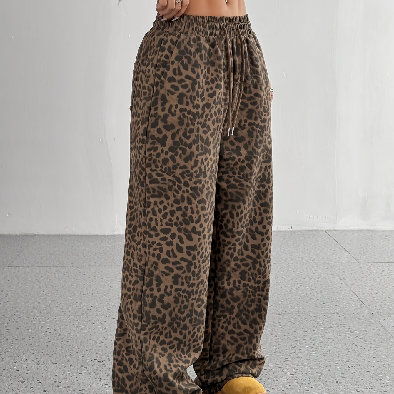 

Chic Leopard Print Drawstring Straight-leg Pants For Women - Casual, Non-stretch Polyester , Machine Washable - Spring/summer/fall