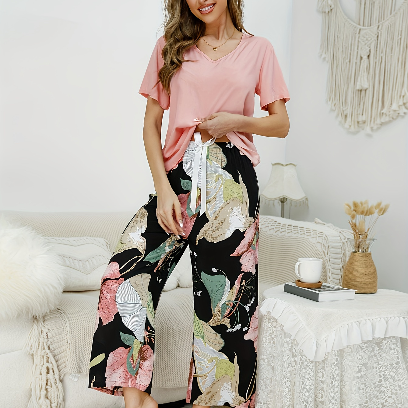 

Floral Print Pajama Set, Short Sleeve Crew Neck Top & Elastic Waistband Pants, Women's Sleepwear & Loungewear