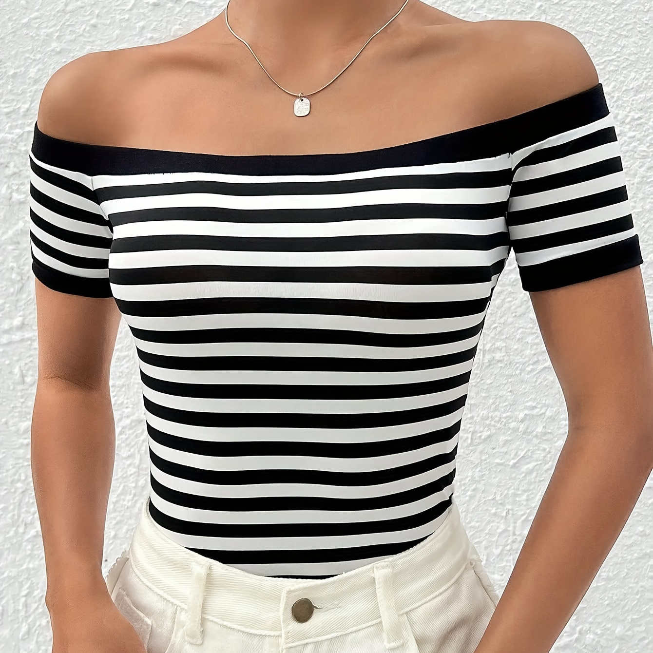 

Striped Off Shoulder Crew Neck T-shirt, Chic Slim Short Sleeve T-shirt For Spring & Summer, Women's Clothing