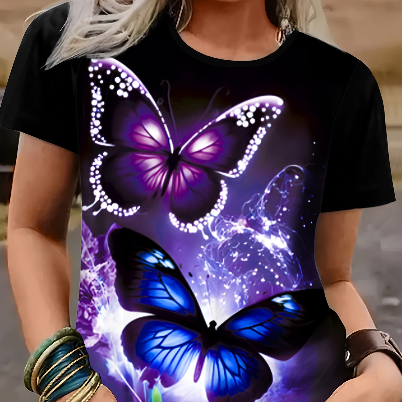 

Butterfly Print T-shirt, Casual Crew Neck Short Sleeve Top For Spring & Summer, Women's Clothing
