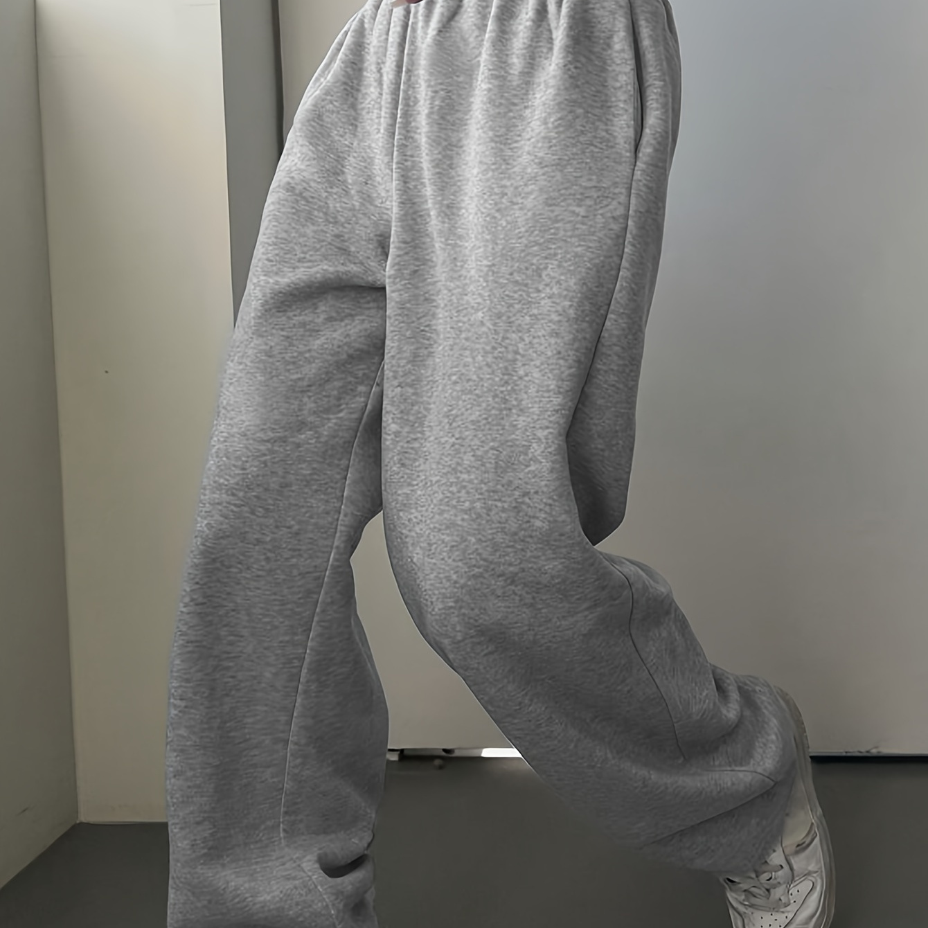 

Women's Cozy Fleece-lined High-waist Wide-leg Pants With Pockets - Casual Waist, Loose-fit Sweatpants For Fall/winter