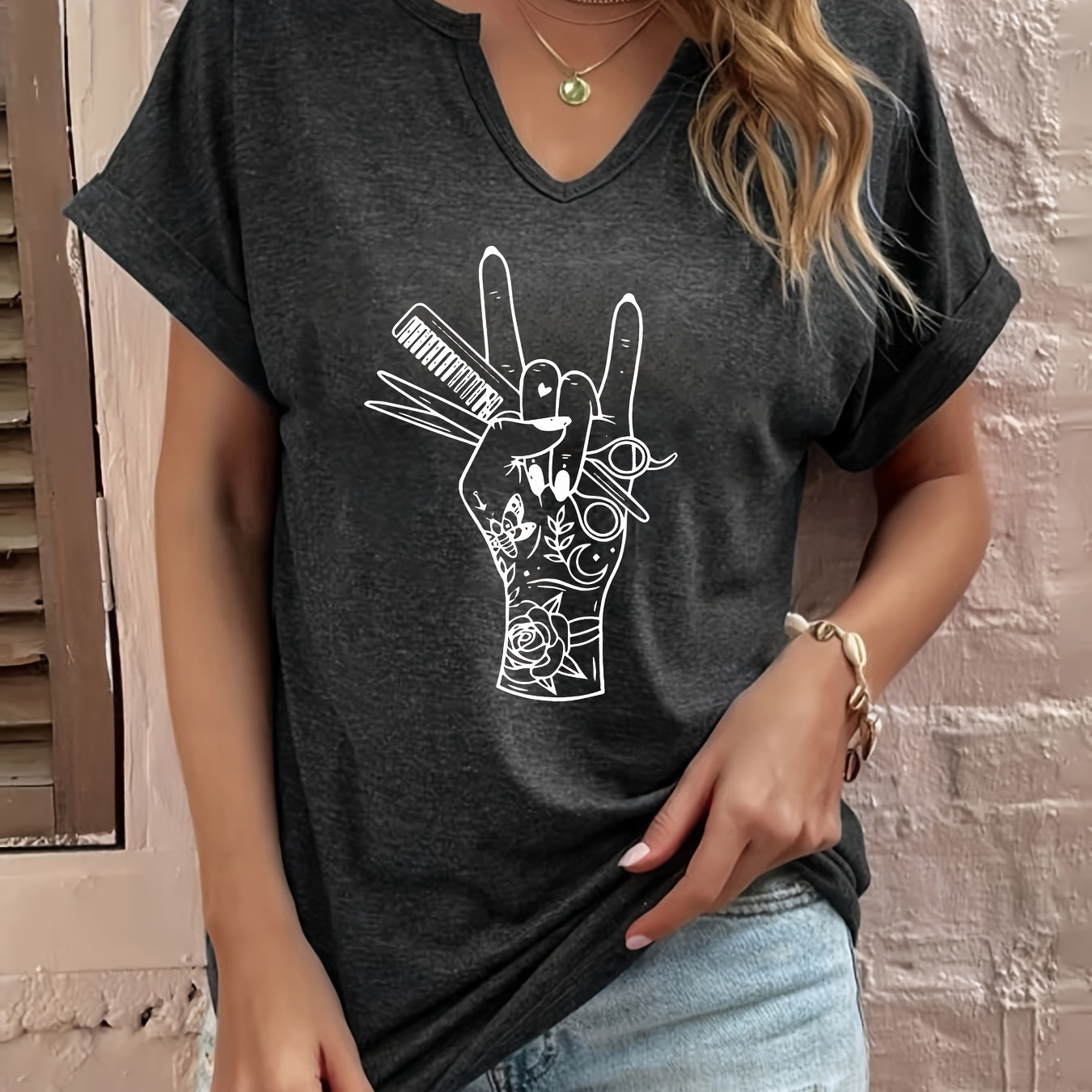 

Summer Fashion V-neck T-shirt With Barber's Hand , Short Sleeve Casual Top For Women, Polyester And Elastane , Shape Graphic, Clothing