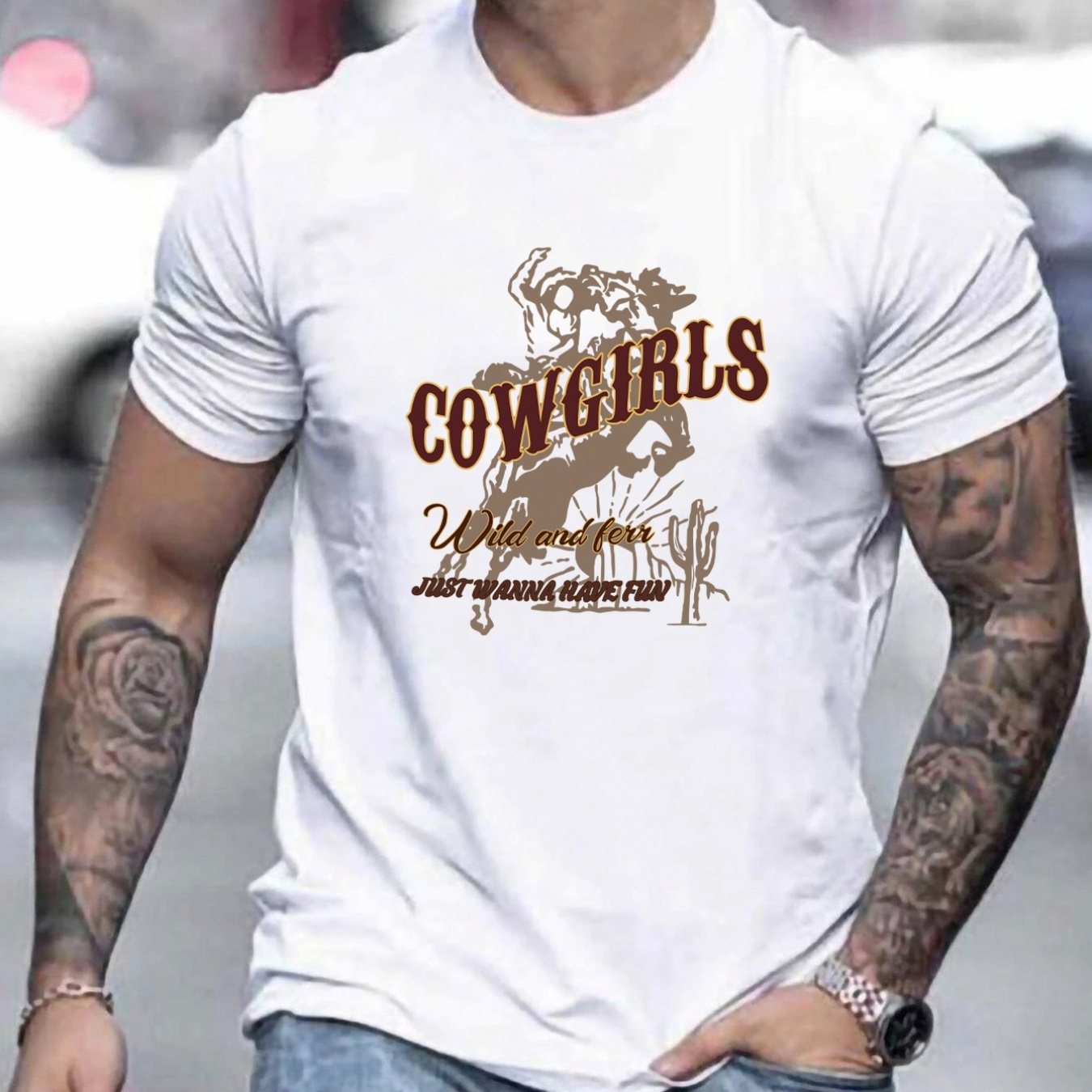 

cowgirls Wild And Free Just Wanna Have Fun" Letetr Pattern Print Men's Slightly Stretch T-shirt, Graphic Tee Men's Summer Clothes, Men's Outfits