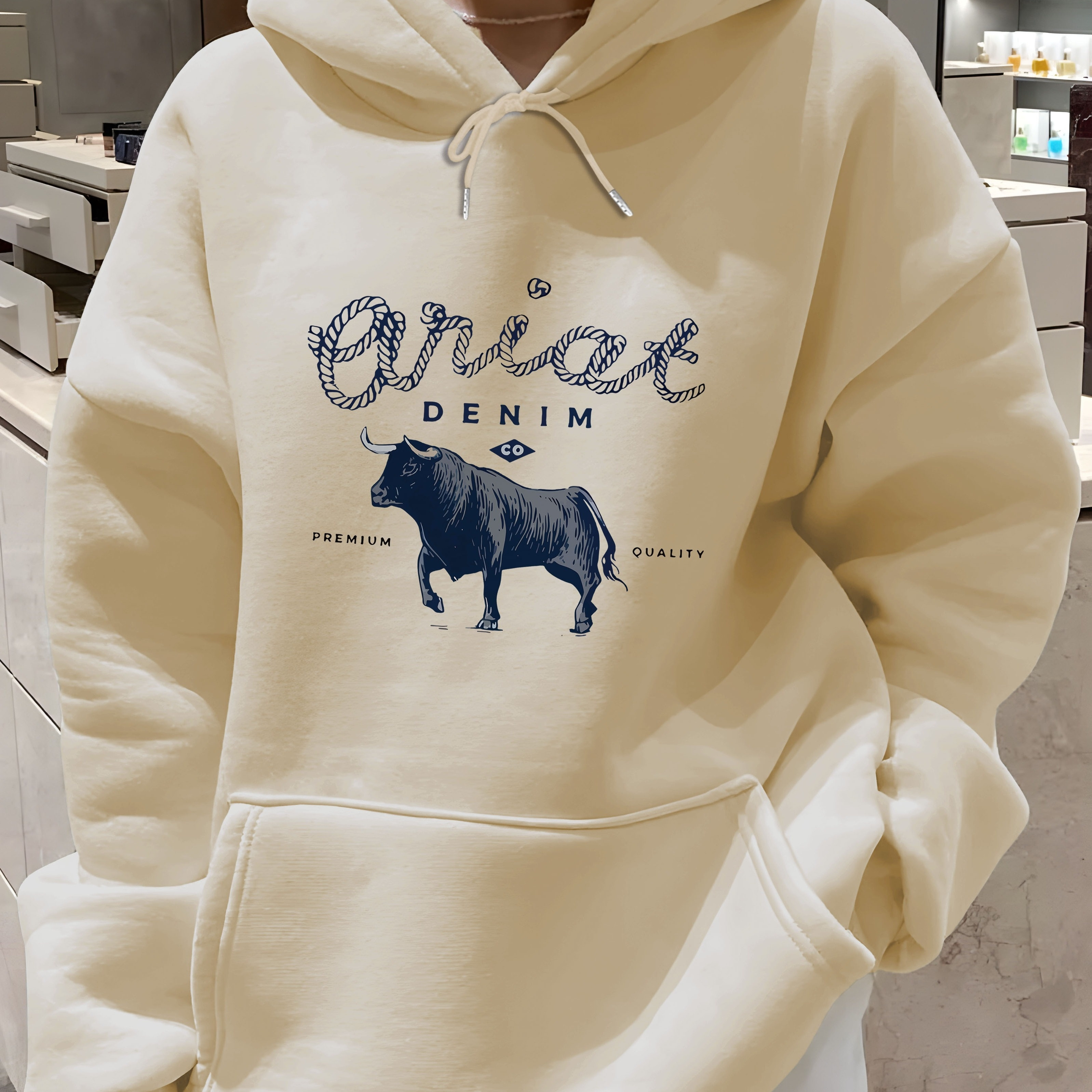 

Women's Casual Hoodie With Unique Bull Print - Cozy Polyester, Machine Washable, Kangaroo Pocket | Perfect For Fall & Winter