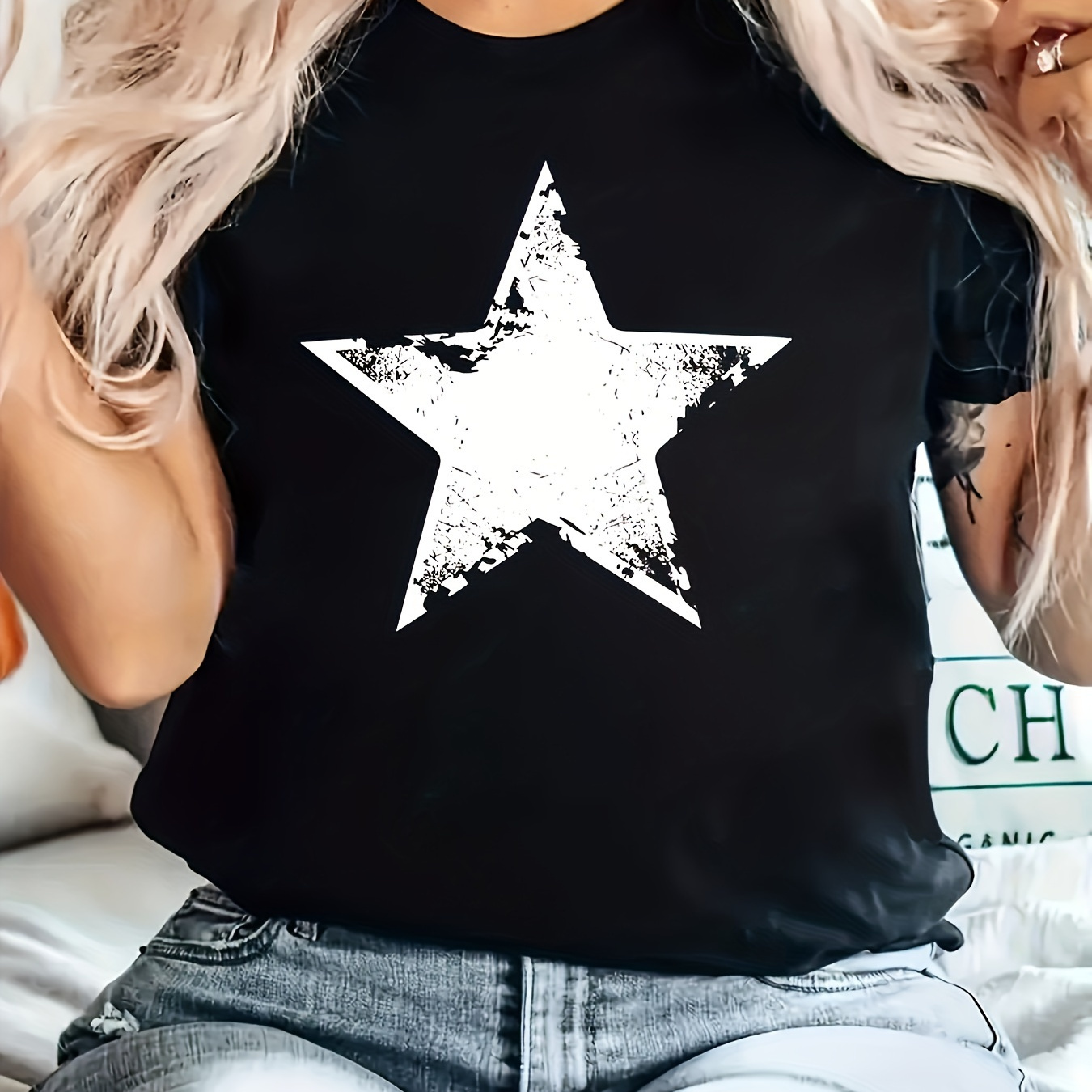 

Star Print T-shirt, Short Sleeve Crew Neck Casual Top For Summer & Spring, Women's Clothing