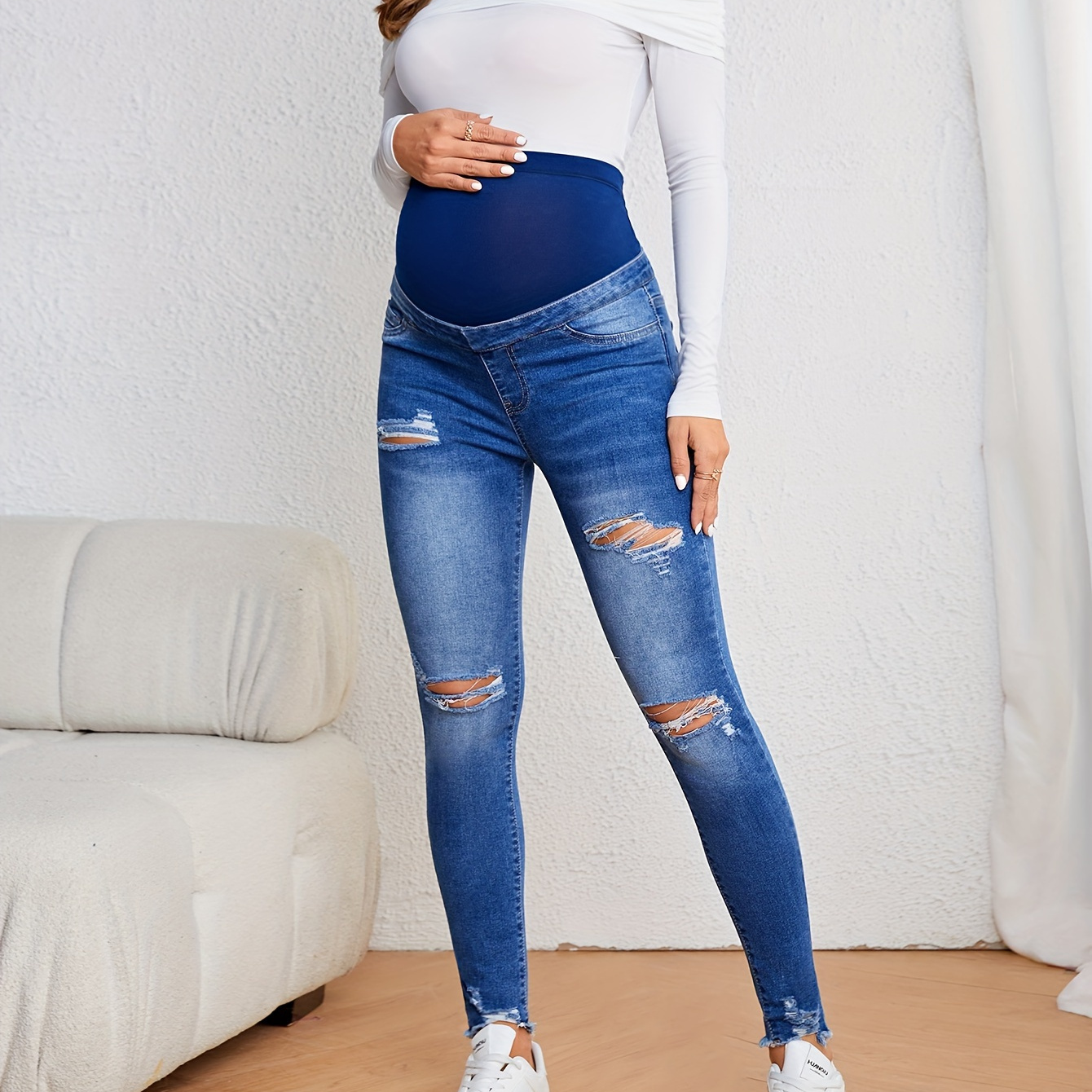 

Women's Stylish Ripped Skinny Maternity Jeans With Elastic Waistband, Comfort Fit Denim For Pregnant Women