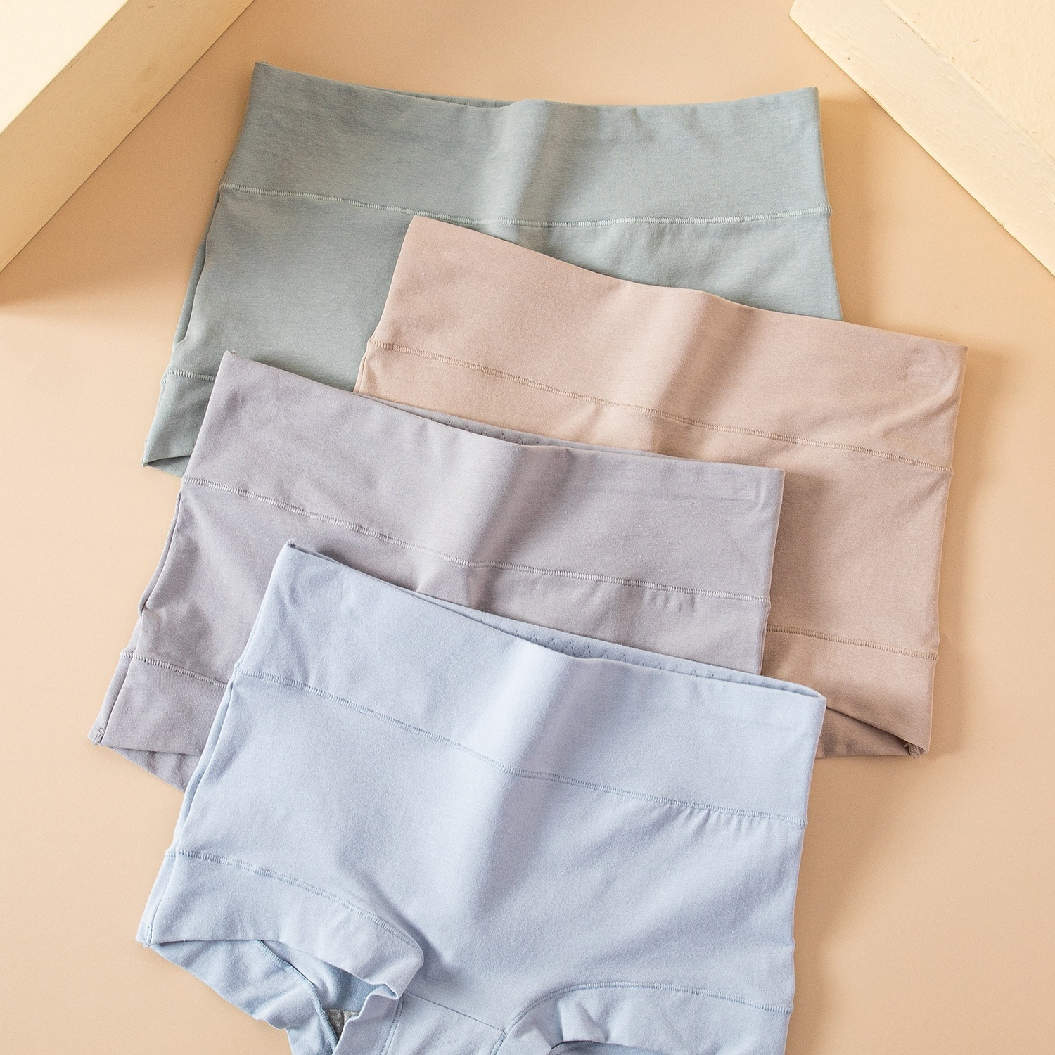 

4pcs Simple Solid Briefs, Comfy & Breathable Skin-friendly Intimates Panties, Women's Lingerie & Underwear