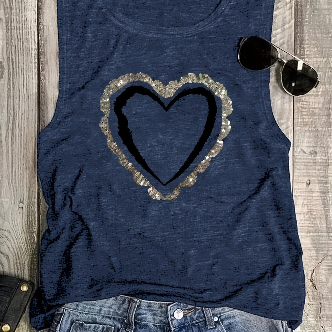 

Heart Graphic Print Tank Top, Sleeveless Casual Top For Summer & Spring, Women's Clothing