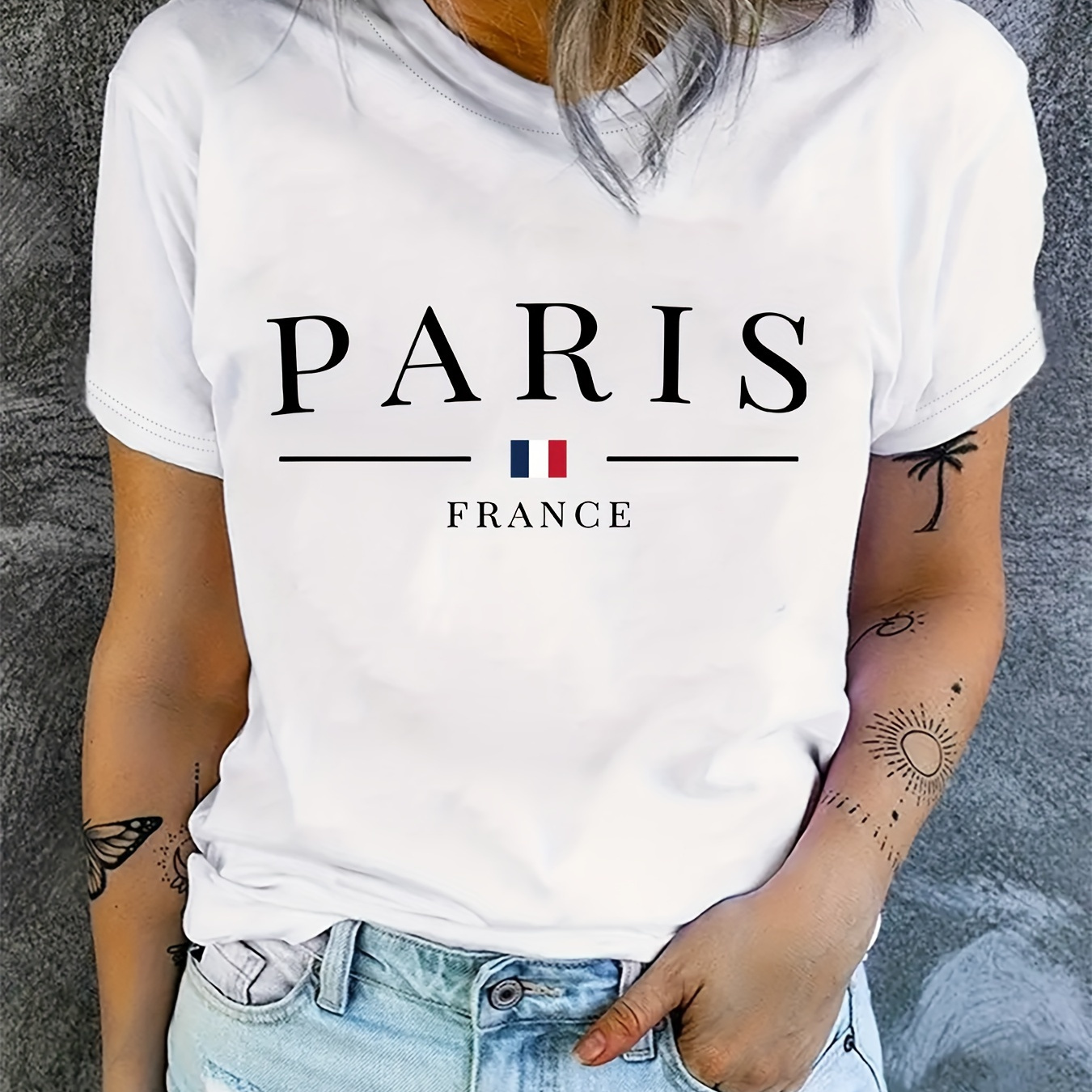

T-shirt À Imprimé Lettre Paris Pour Les Grandes Tailles, T-shirt Décontracté À Col Rond Et Manches Courtes, Vêtements Grande Taille Pour Femmes