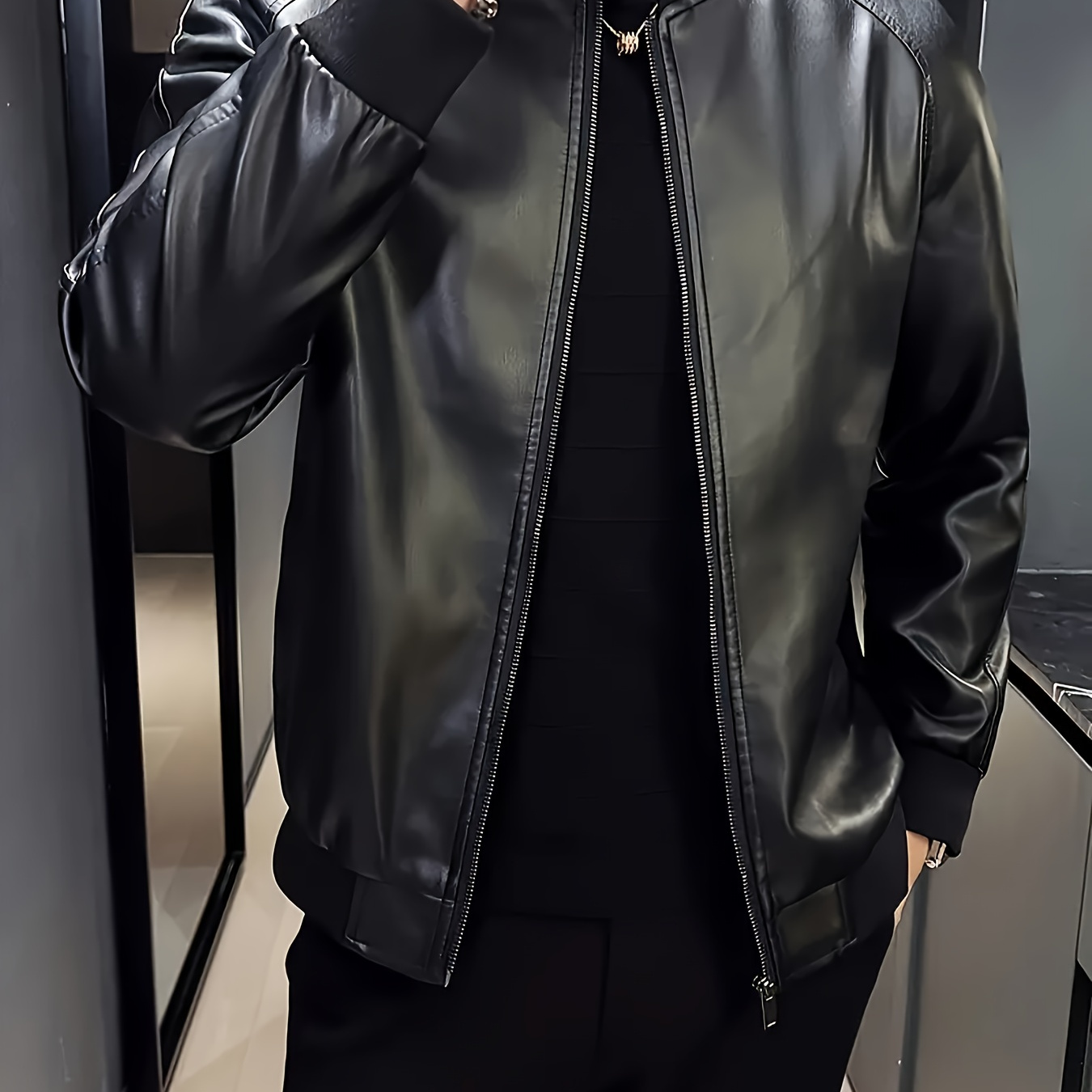 

Men' Black Pu Leather Jacket - Casual Zip-up With Baseball Collar, Drop Shoulder Sleeves & Pockets, Machine Washable, Casual Attire