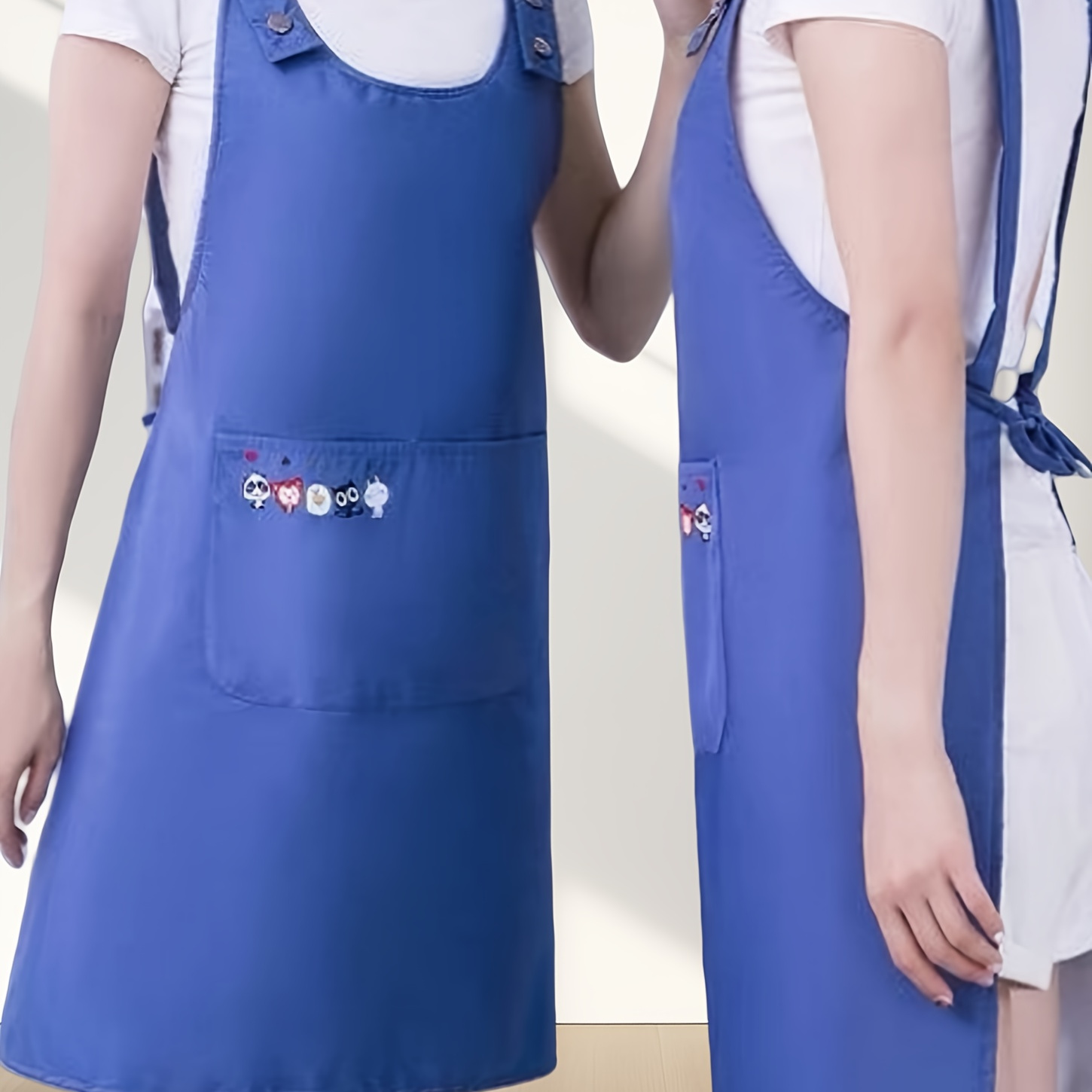 

Fashionable Kitchen Apron With Adjustable Straps And Large Pockets, Suitable For Home, Kitchen, Restaurant, Gardening, And Cafes, Stylish Workwear.