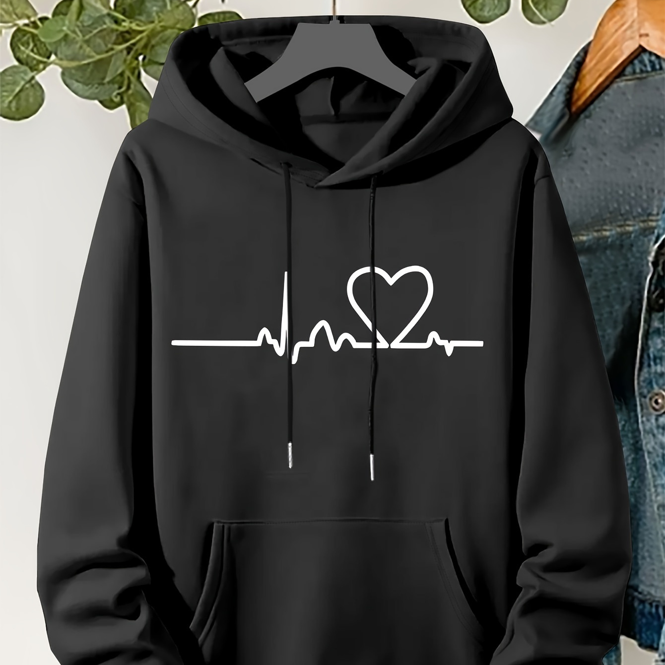 

Pull à capuche à cordon avec motif ECG de cœur grande taille, sweat-shirt mignon et confortable à manches longues pour le printemps et l'automne, vêtements grande taille pour femmes