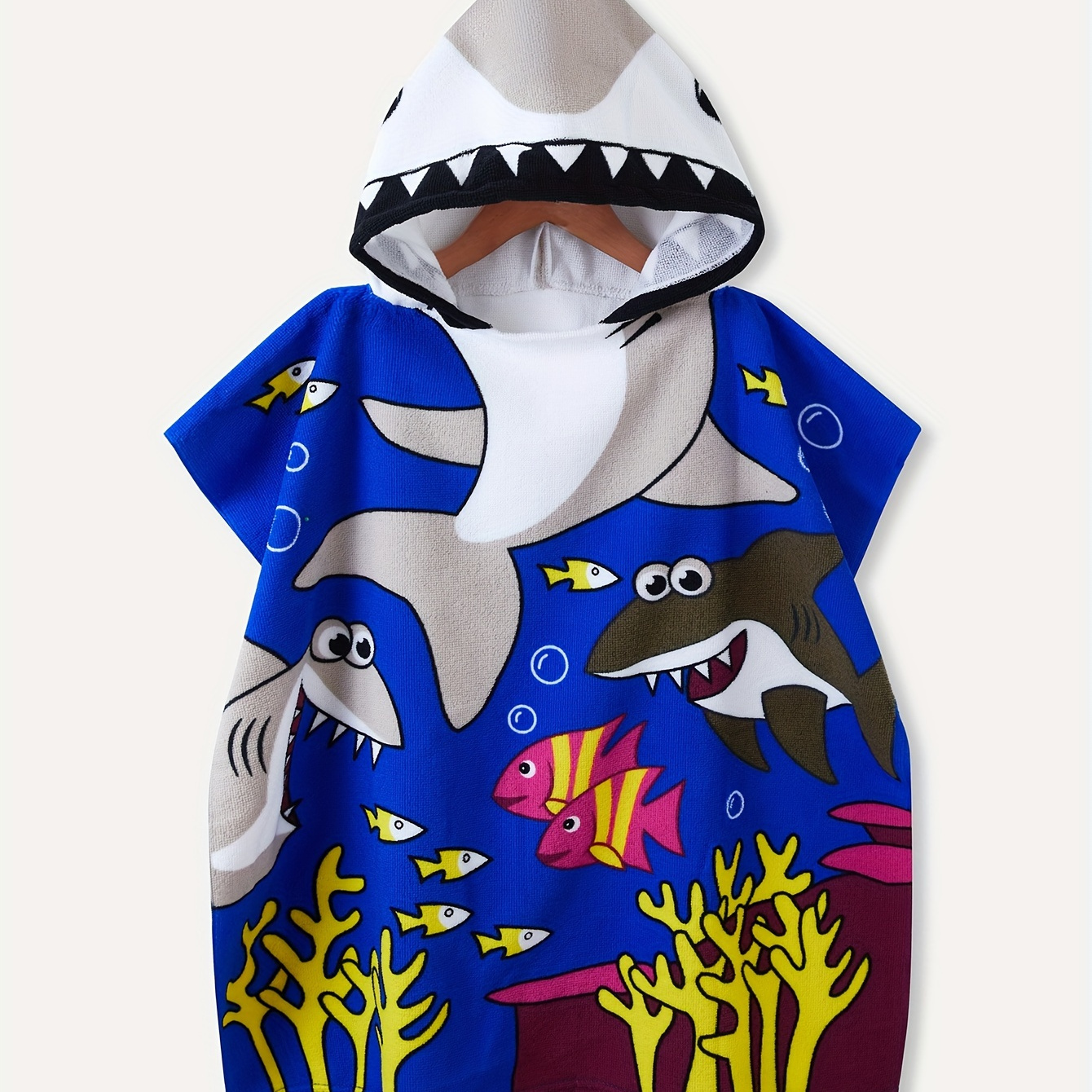 

1pc Cartoon Shark And Crocodile Multi-functional Children's Hooded Bathrobe, Lightweight Hooded Beach Towel, Soft And Comfortable Loungewear Nightgown For Pool Beach Travel Adventures