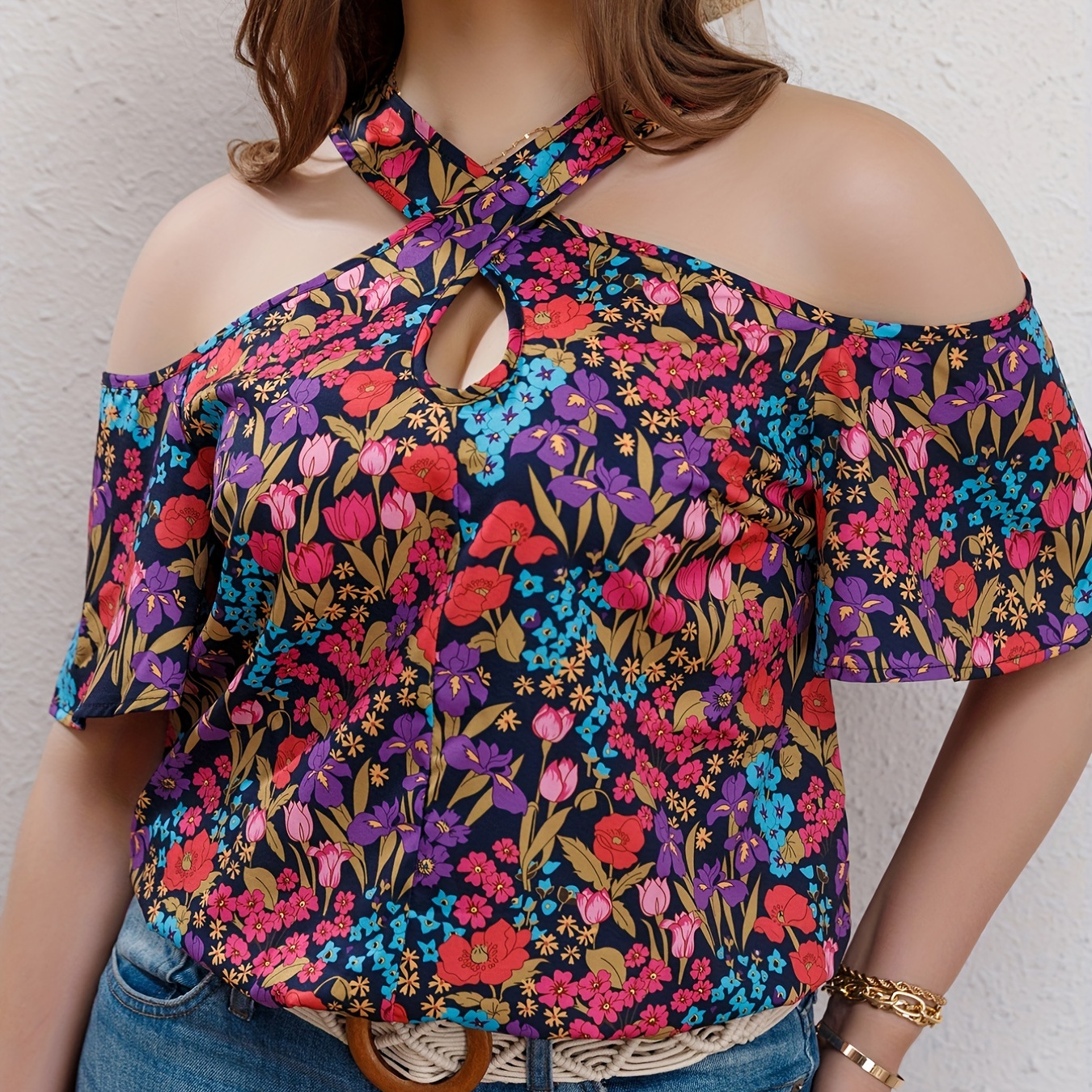 

Plus Size Casual Blouse, Women's Plus Allover Floral Print Cold Shoulder Cross Neck Top