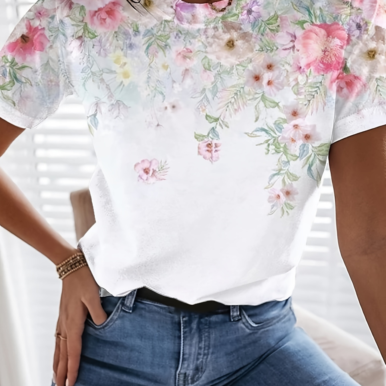 Floral Print Crew Neck T-shirt, Casual Loose Short Sleeve Summer T-Shirts Tops, Women's Clothing