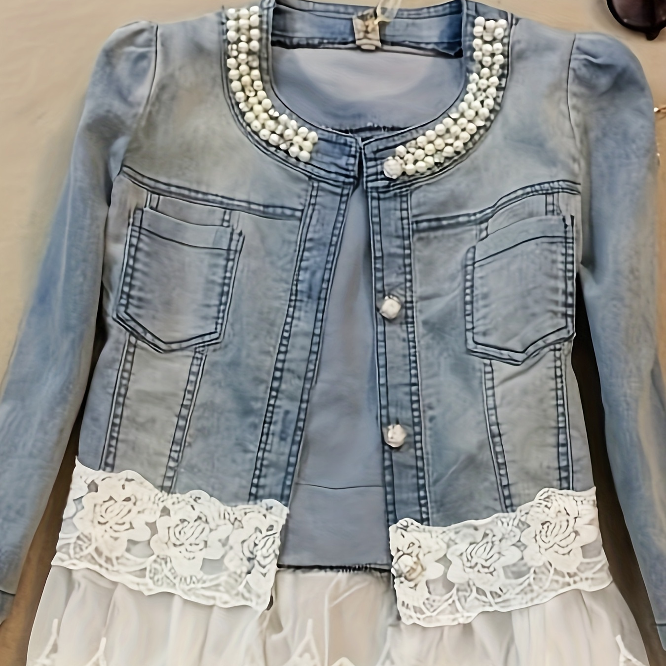 

Women's Casual Jacket, Lace Floral Pattern, Buttons, Beaded Denim Jacket, Very Suitable For Spring And Autumn