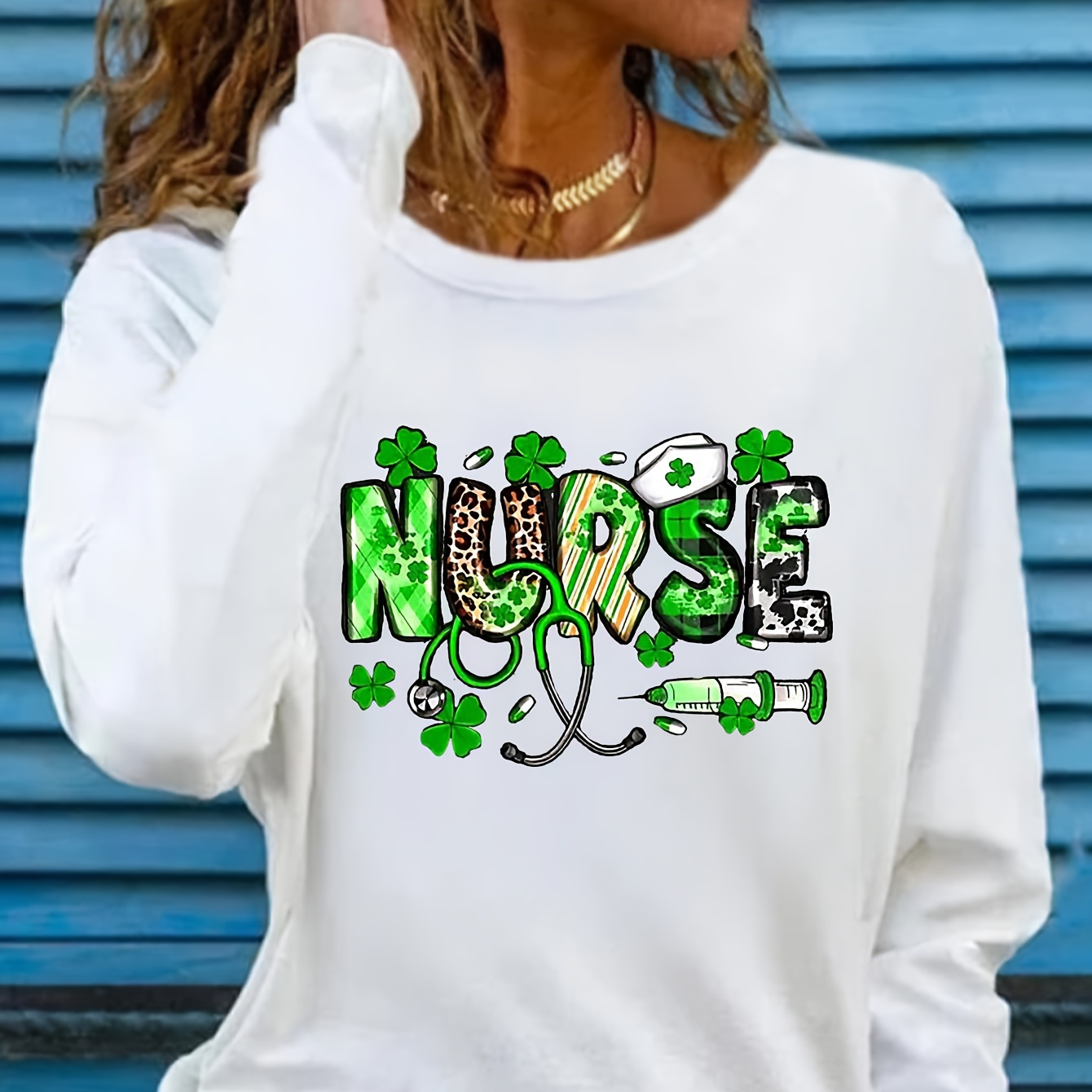

St. Patrick's Day Nurse Print T-shirt, Long Sleeve Crew Neck Casual Top For Spring & Fall, Women's Clothing