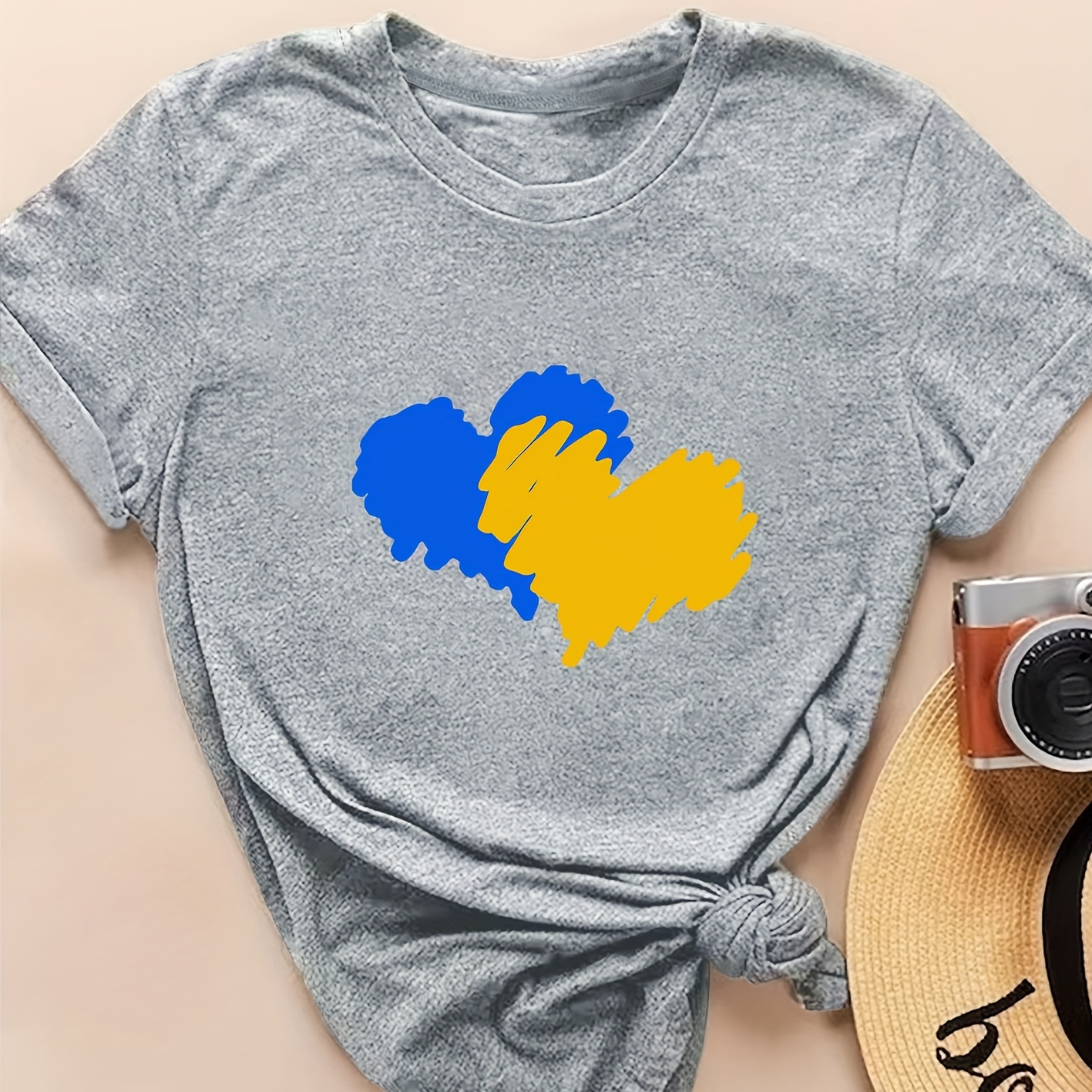 

Heart Pattern, Women's Round Neck Short Sleeve T-shirt, Casual Sports T-shirt, Women's Spring And Summer Wear