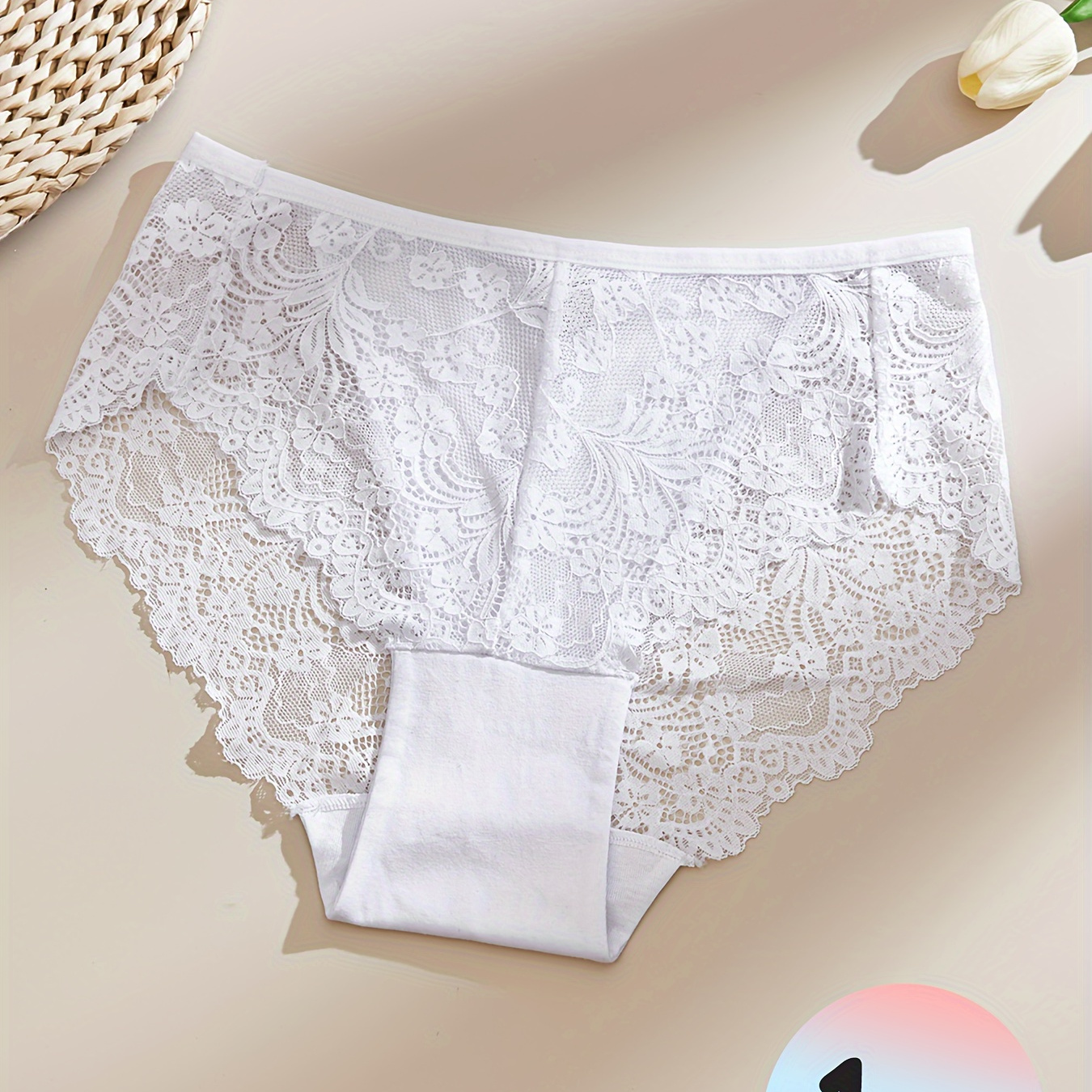 

Elegant Lace-trimmed Solid Color Briefs: Soft, Stretchy, And Breathable For Comfortable Wear - 1pc Women's Underwear