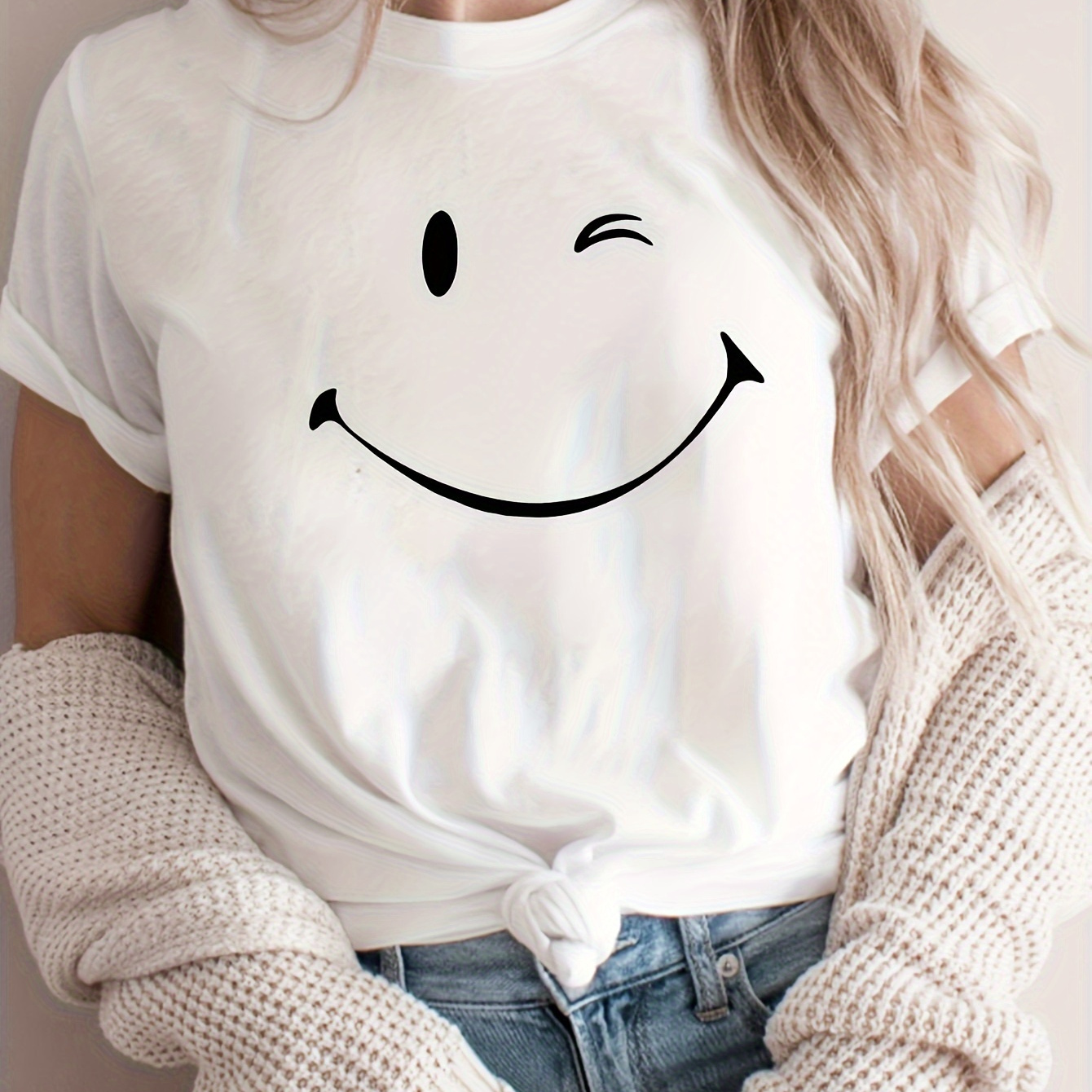 

Smile Print T-shirt, Short Sleeve Crew Neck Casual Top For Summer & Spring, Women's Clothing