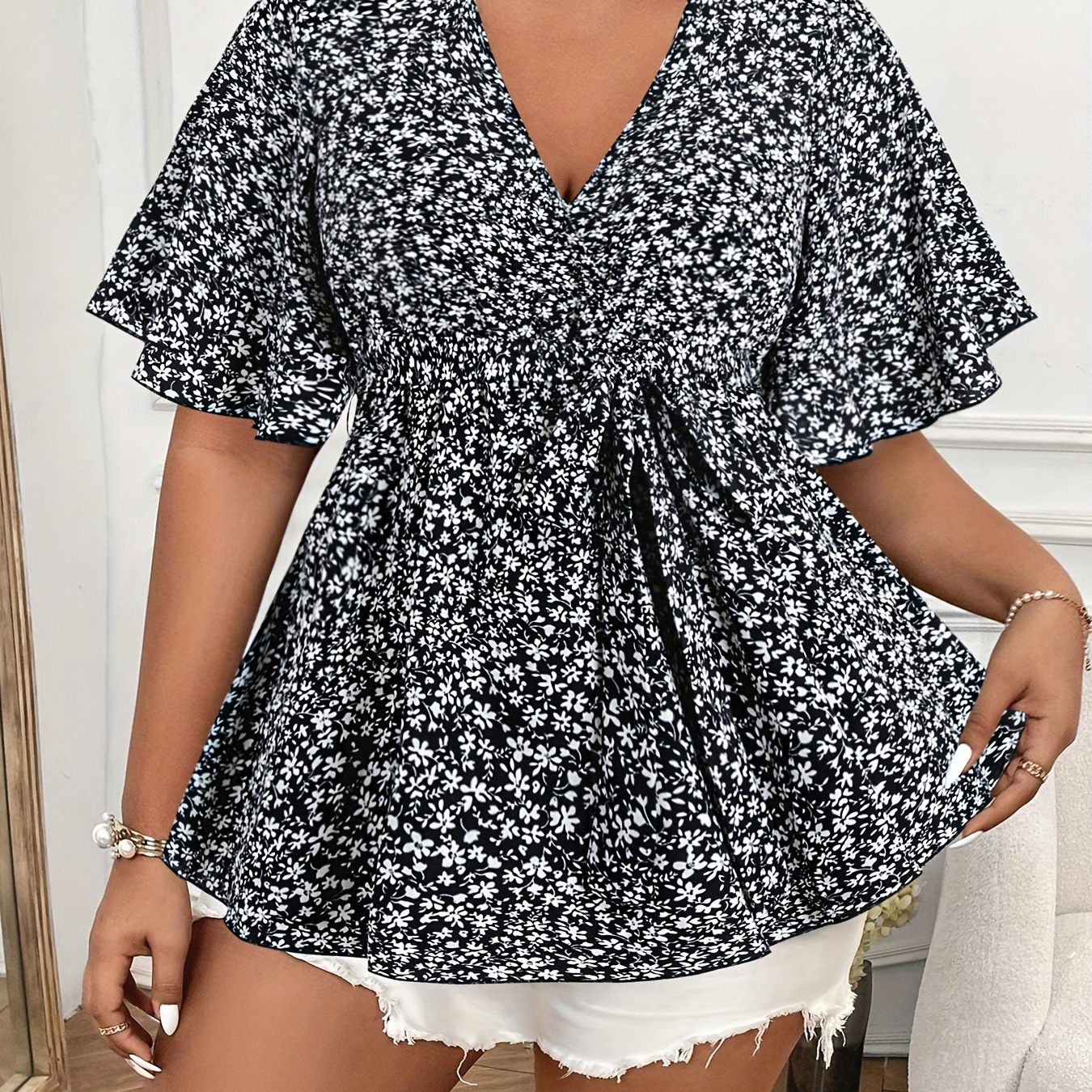 

Plus Size Floral Print Top, Casual V Neck Short Sleeve Top, Women's Plus Size clothing