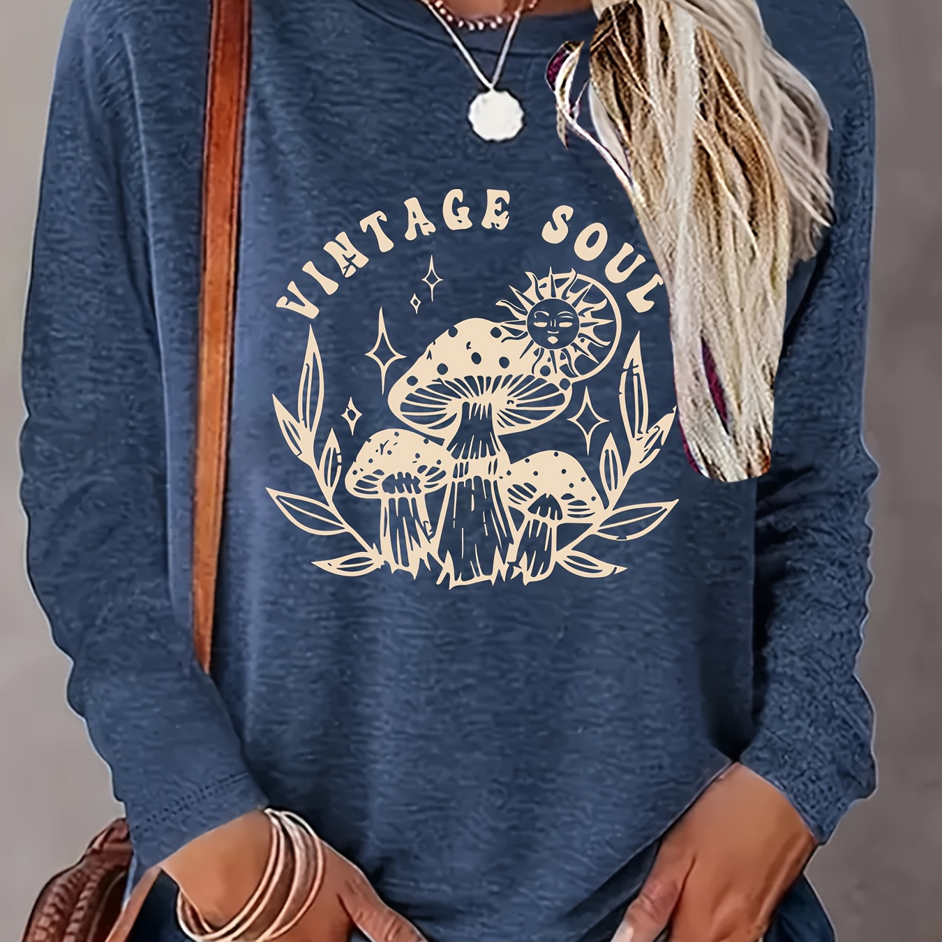 

Mushroom Print T-shirt, Long Sleeve Crew Neck Casual Top For Spring & Fall, Women's Clothing