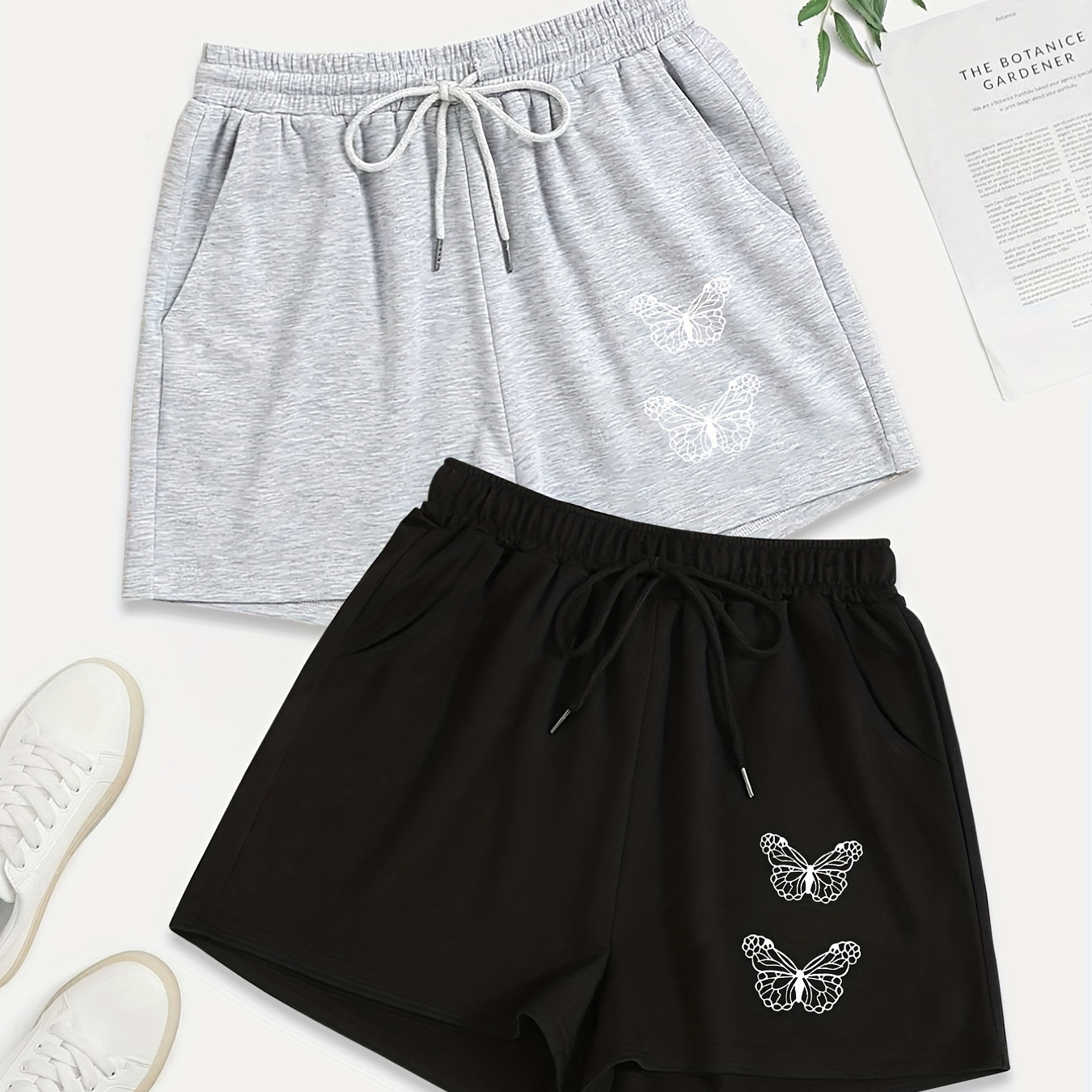 

2 Pack Plus Size Casual Shorts, Women's Plus Butterfly Print Slight Stretch Drawstring Shorts With Pockets 2 Piece Set