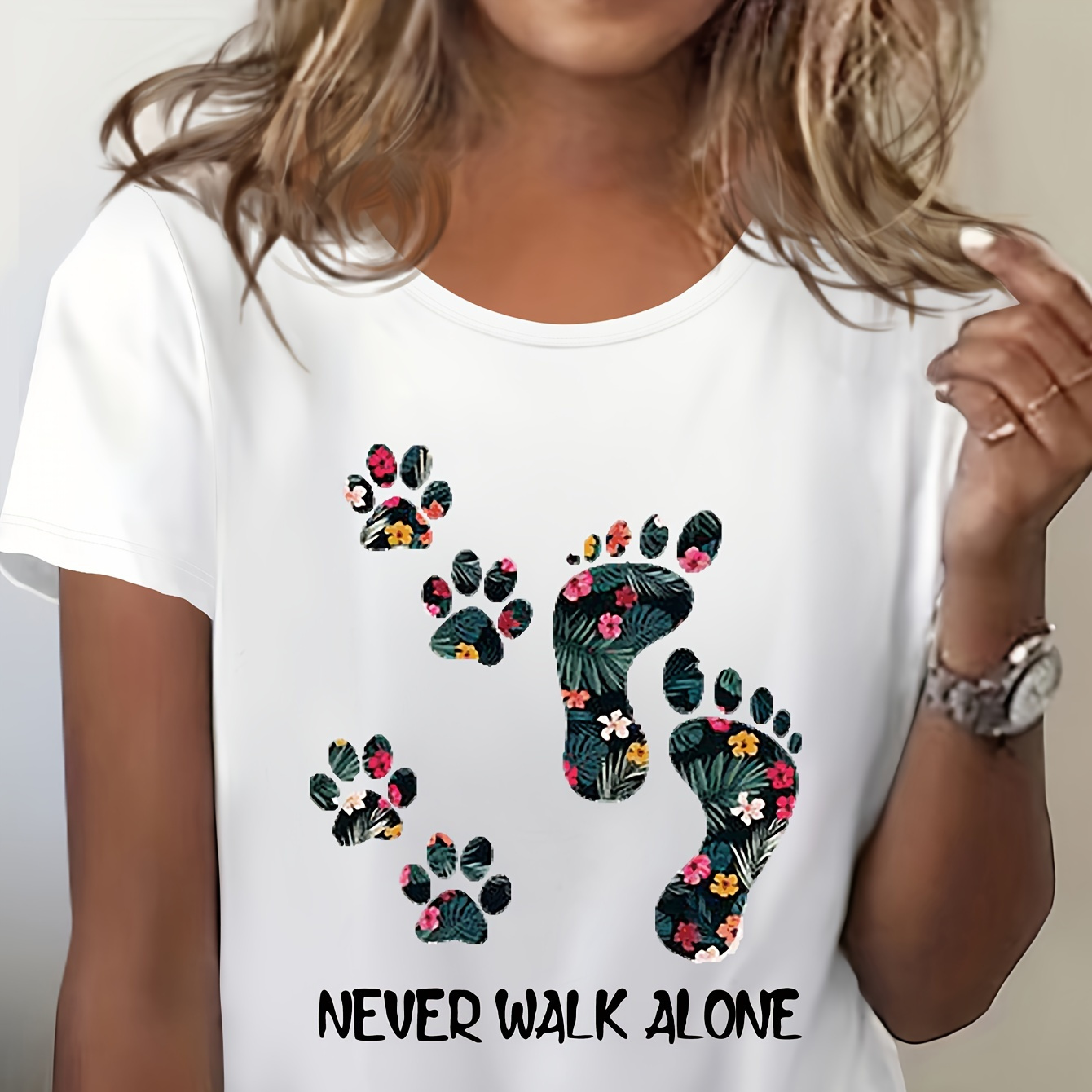 

Paws & Footprints Print T-shirt, Short Sleeve Crew Neck Casual Top For Summer & Spring, Women's Clothing