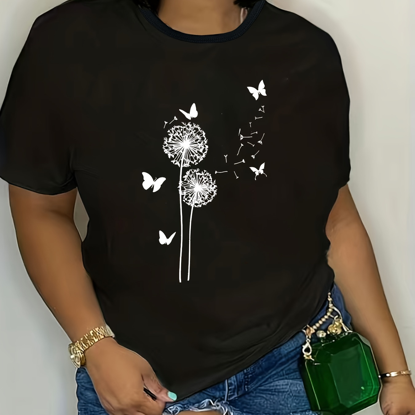 

Plus Size Dandelion Print T-shirt, Casual Short Sleeve Crew Neck Top For Spring & Summer, Women's Plus Size Clothing