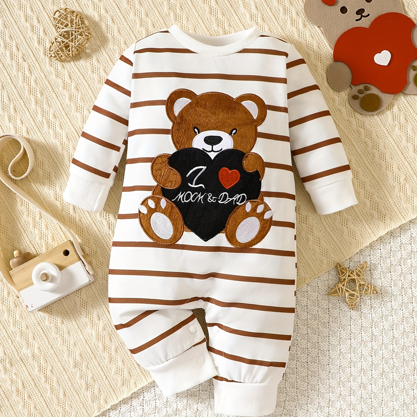 

Adorable Cartoon Bear Embroidered Long-sleeved Baby Boys Bodysuit