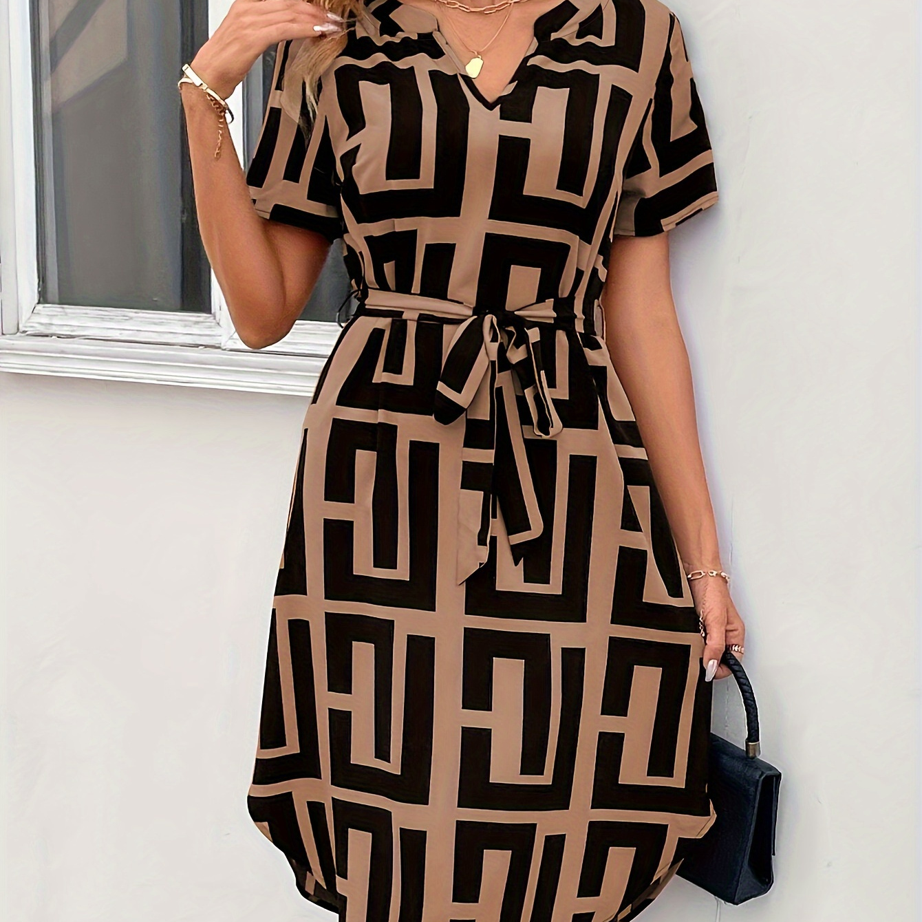 

Geo Print Belted Notched Neck Dress, Elegant Short Sleeve Dress For Spring & Summer, Women's Clothing