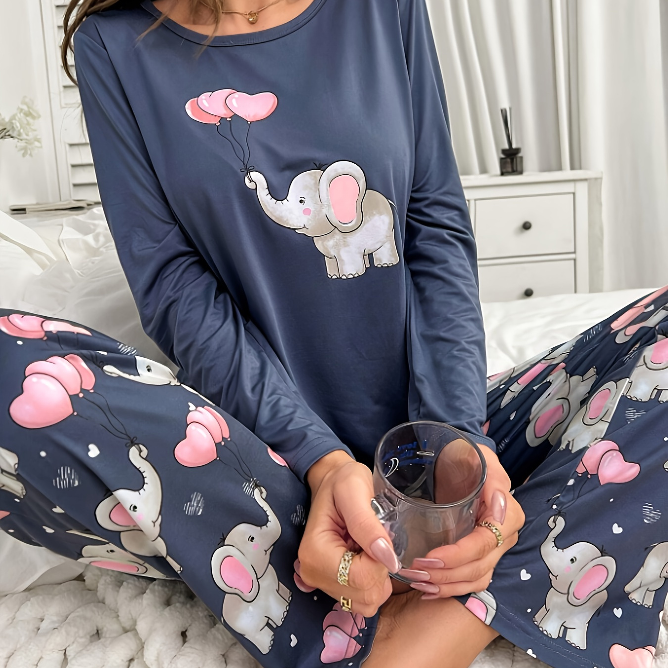 

Women's Cute Elephant With Balloon Print Pajama Set, Long Sleeve Round Neck Top & Pants, Comfortable Relaxed Fit For Fall