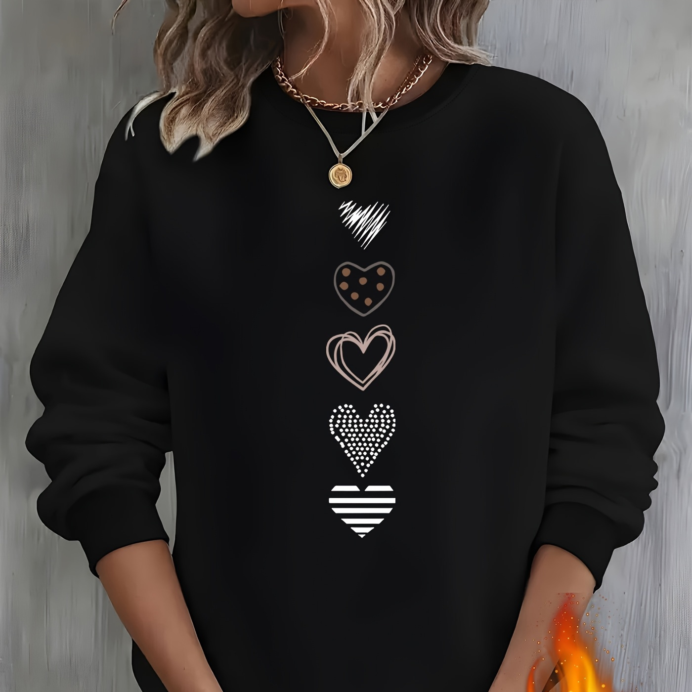 

1pc Élégant Sweat-shirt à manches longues et col rond pour femme, Pullover doublé en noire avec motif cœur, Tissu en de polyester, Confort toutes