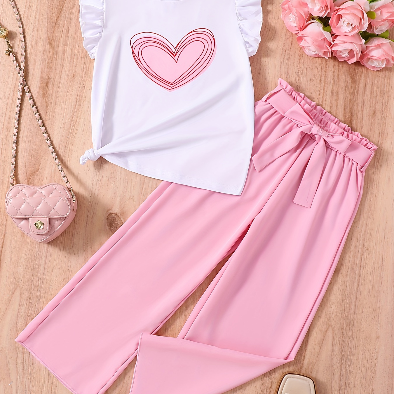 

2pcs, Sweet Girls Heart Graphic Ruffle Trim T-shirt Top + Elastic Waist Pants Set For Girls Summer Holiday Party Gift