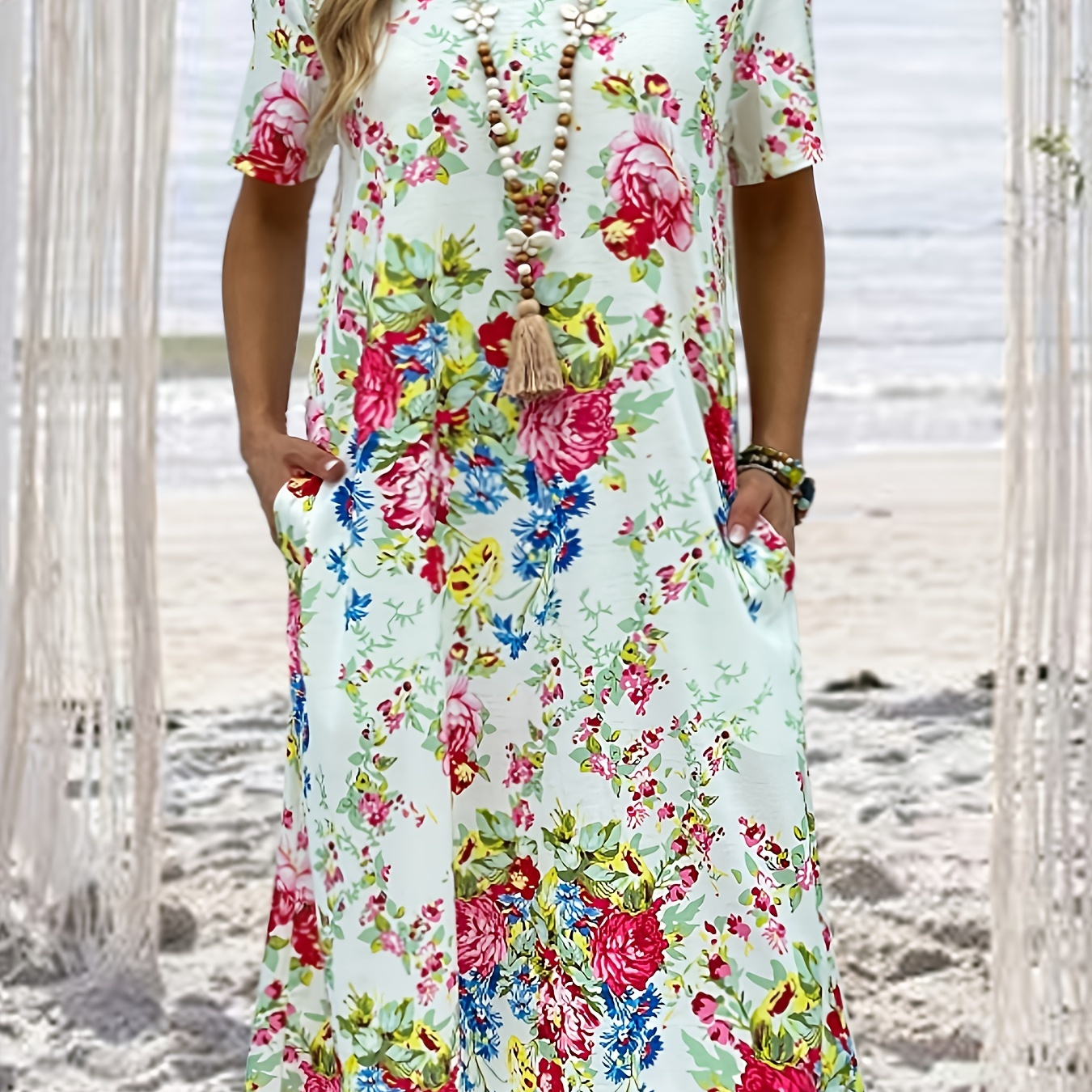 

Plus Size Casual Dress, Women's Plus Floral Print Short Sleeve Round Neck Dress With Pockets