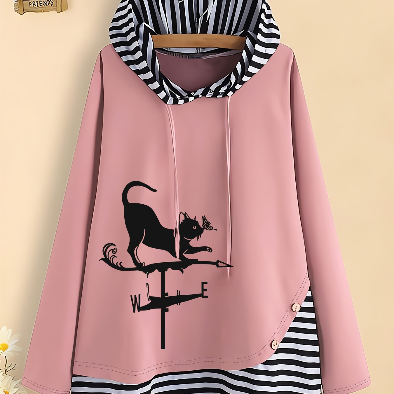 

Women' Hooded Sweatshirt With Animal Print, Polyester 100% Knit Fabric, Spring/fall Season, Lightweight 250g/m², With Fake Buttons Detail