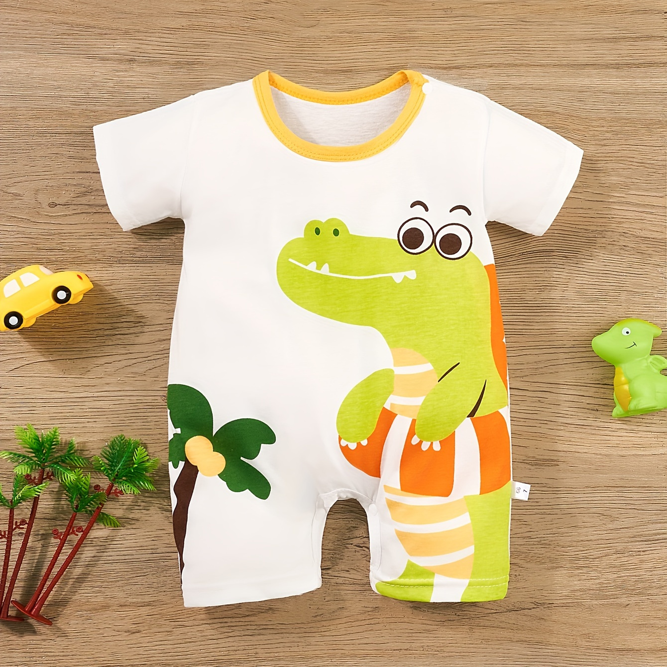 

Infant's Cute Crocodile Print Bodysuit, Casual Short Sleeve Romper, Baby Boy's Clothing